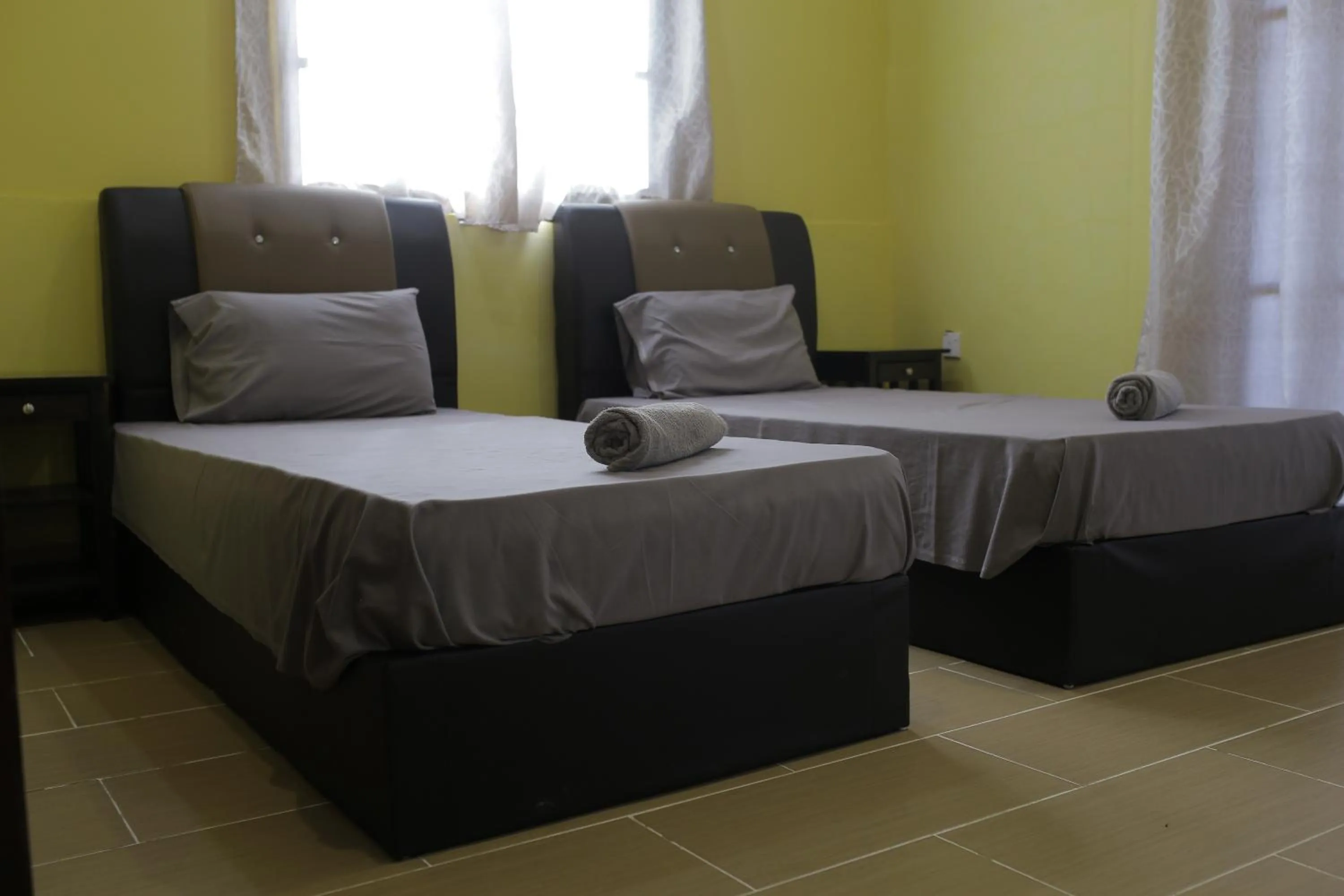 Bed in D Rock Garden Resort