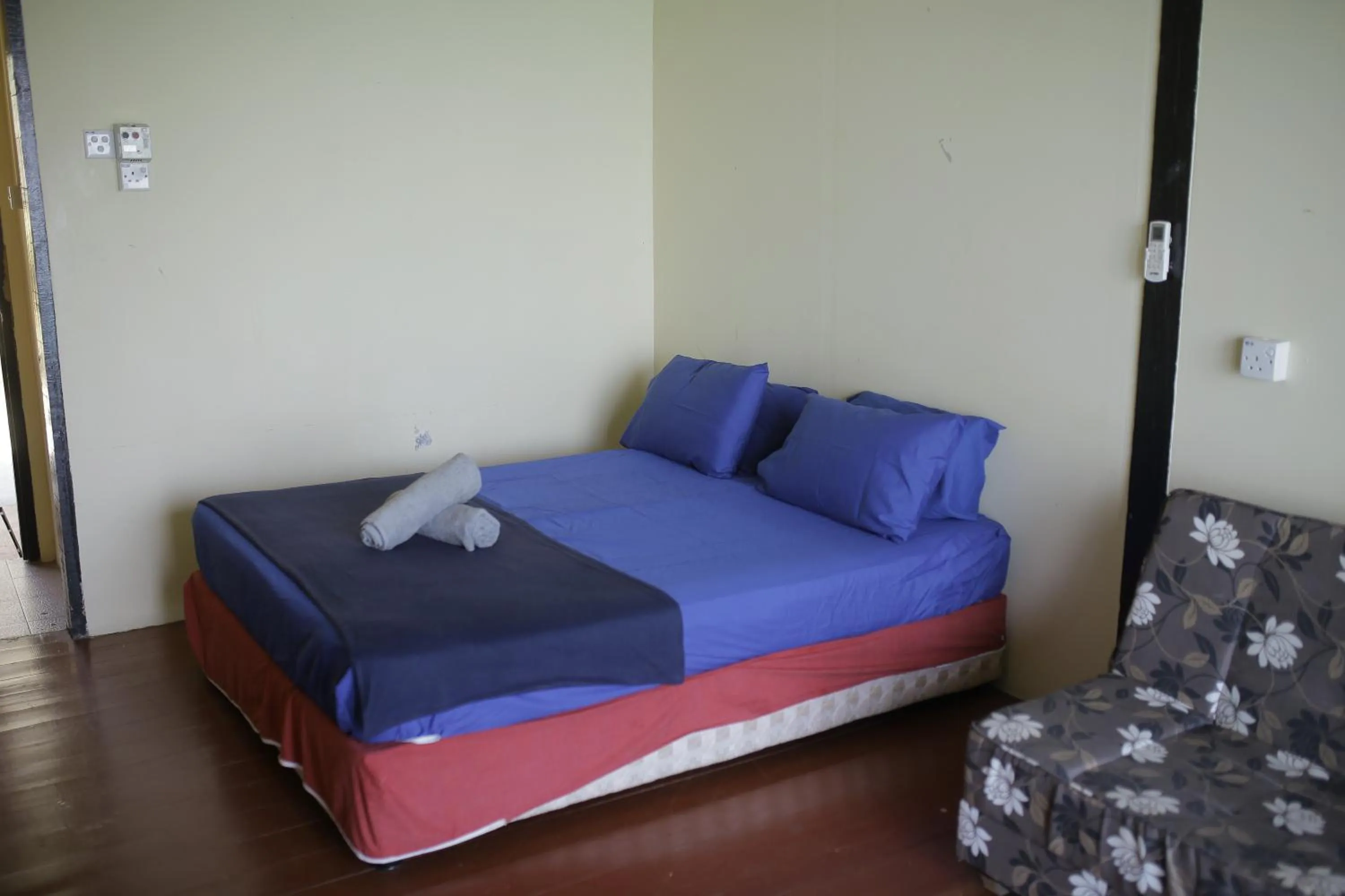 Bed in D Rock Garden Resort