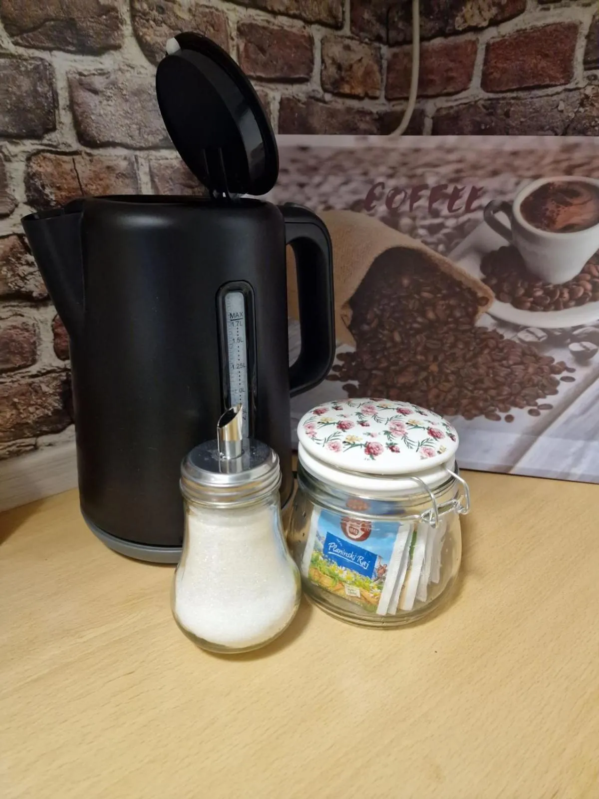 Coffee/tea facilities in Apartments Karin