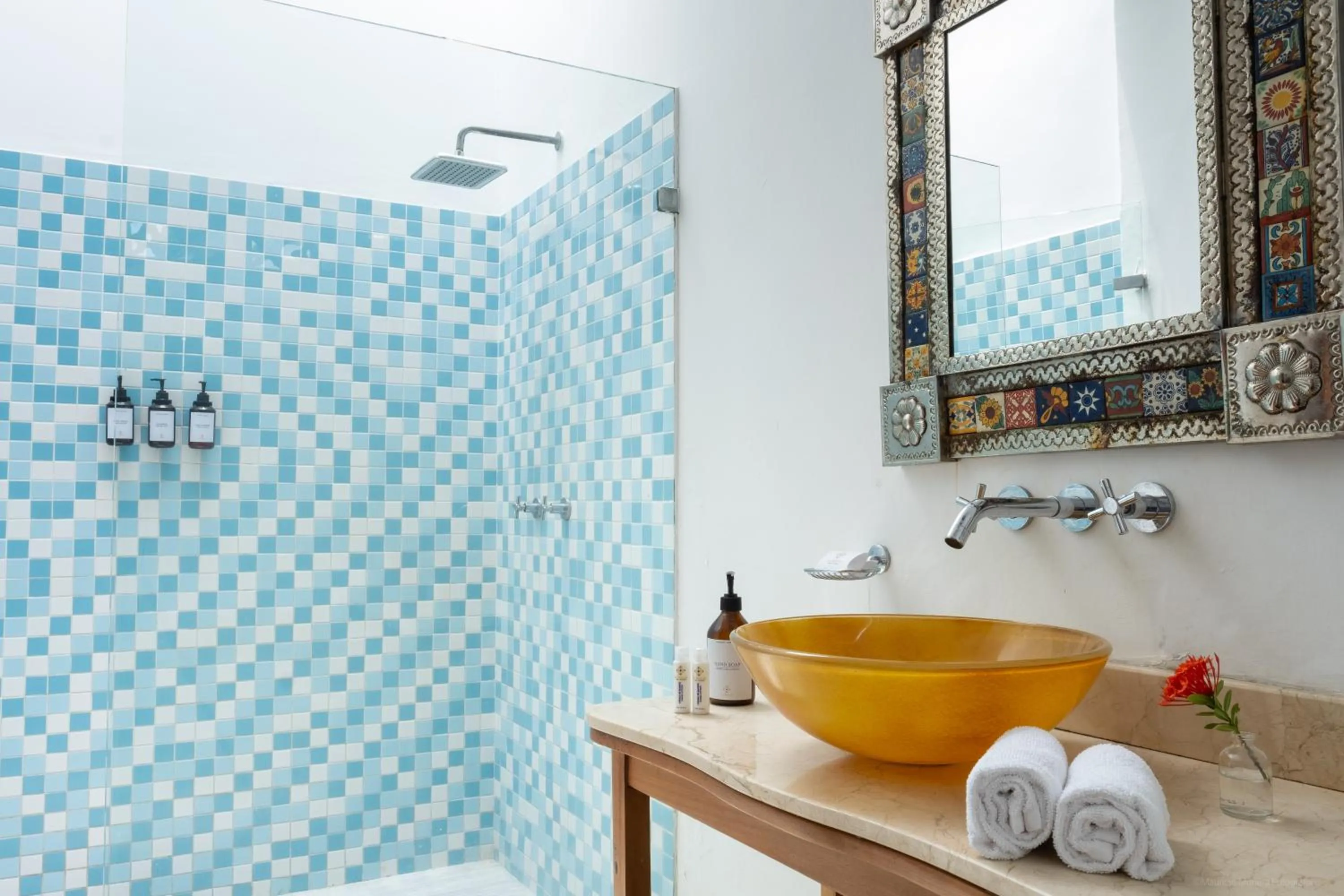 Bathroom in Casa Bustamante Hotel Boutique