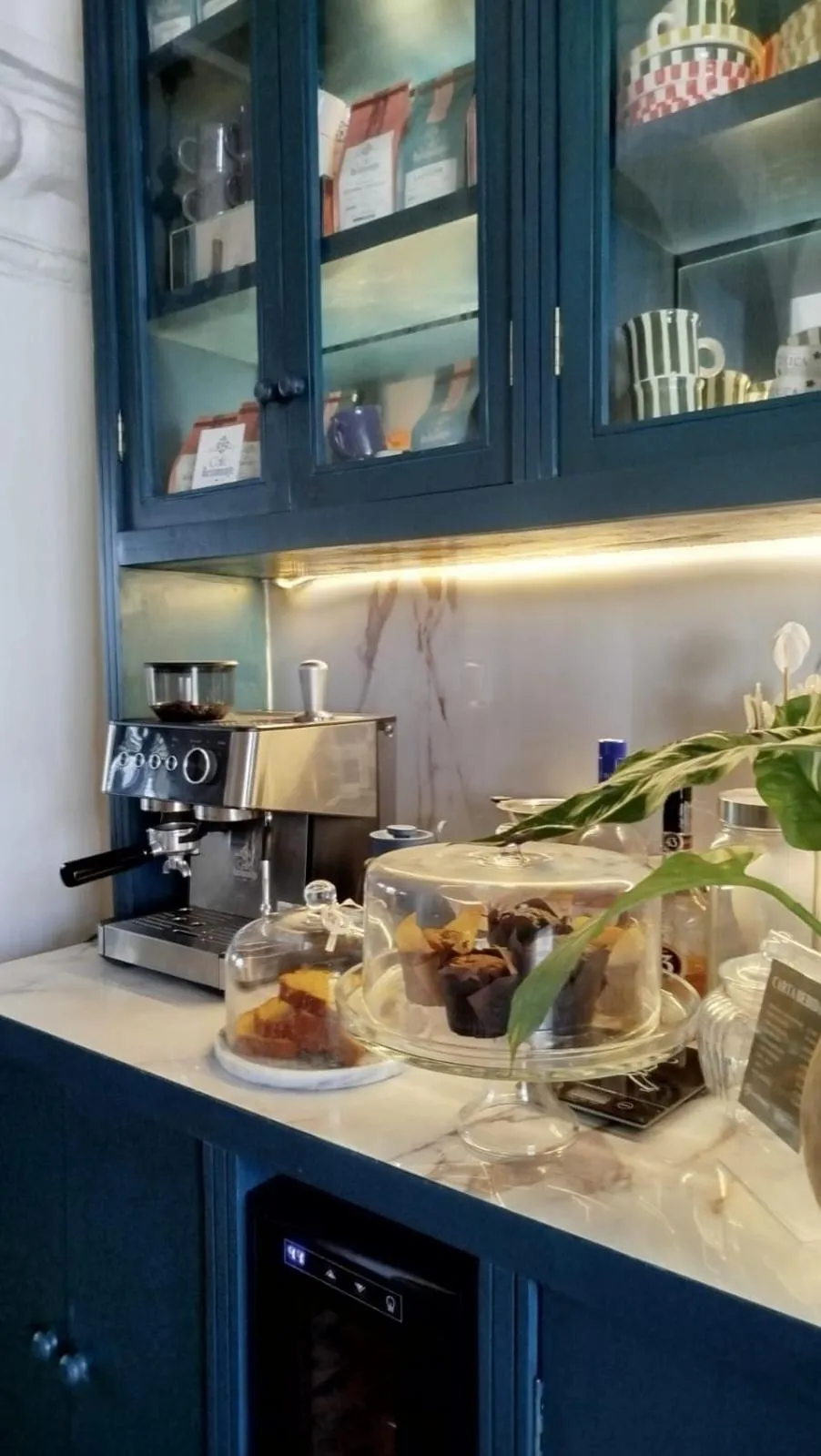 Coffee/tea facilities in Casa Bustamante Hotel Boutique