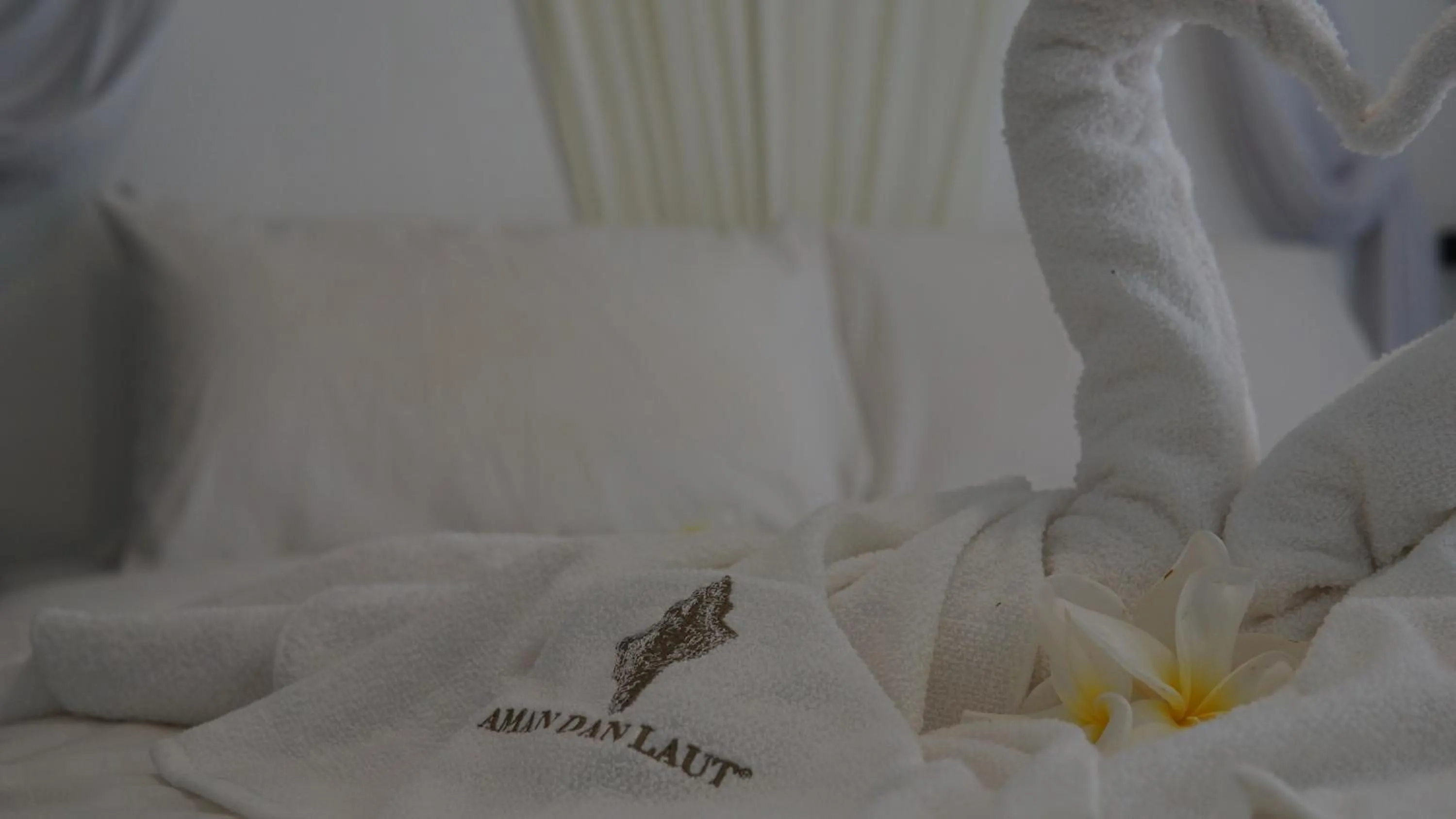 Bed in Aman Dan Laut