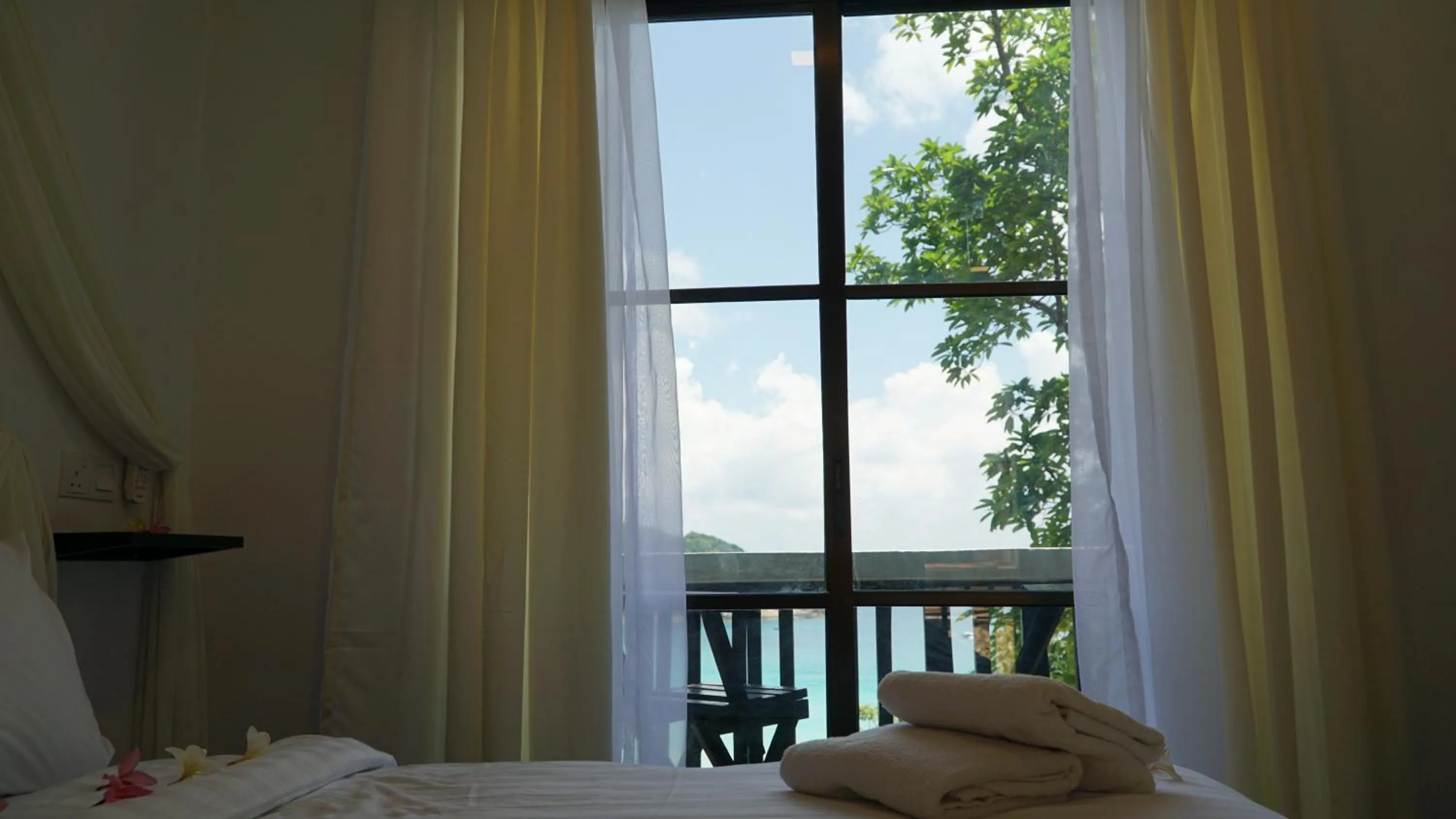 Bed in Aman Dan Laut