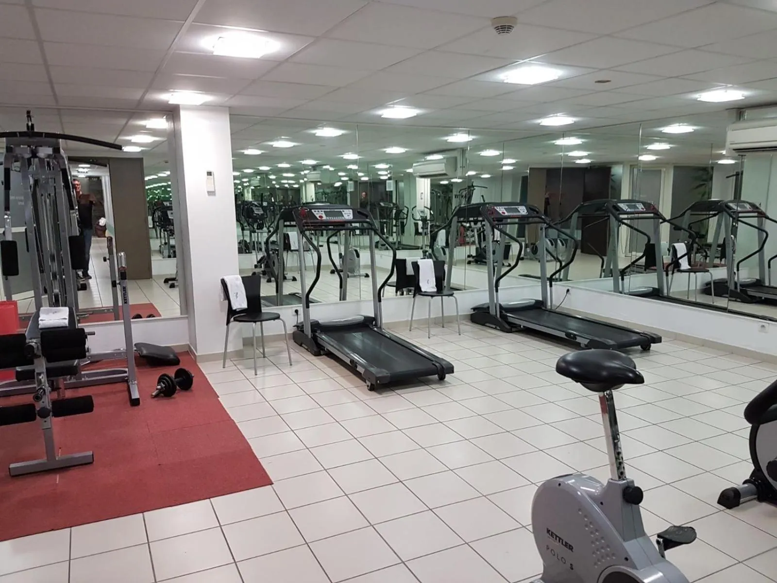 Fitness centre/facilities in Logis Hôtel La Fauceille