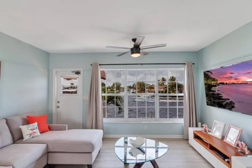Aloha Apartments On the Intracoastal-Walk to the Beach