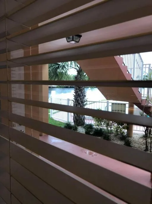 Aloha Apartments On the Intracoastal-Walk to the Beach