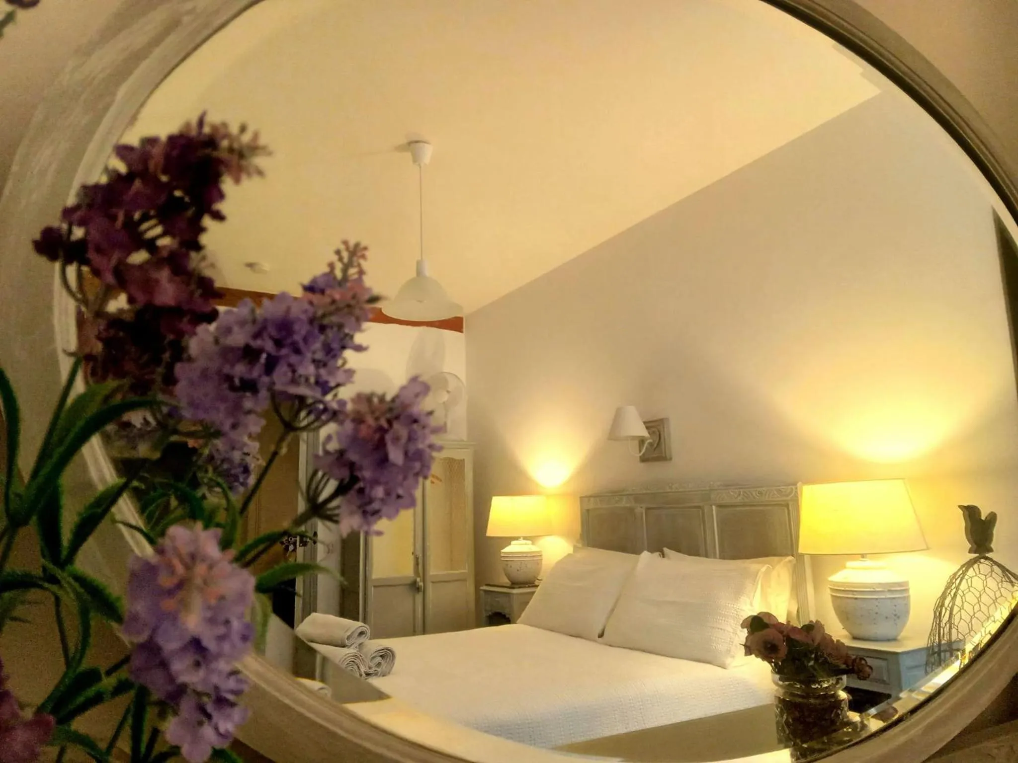 Bedroom, Bed in La Belle Vienne