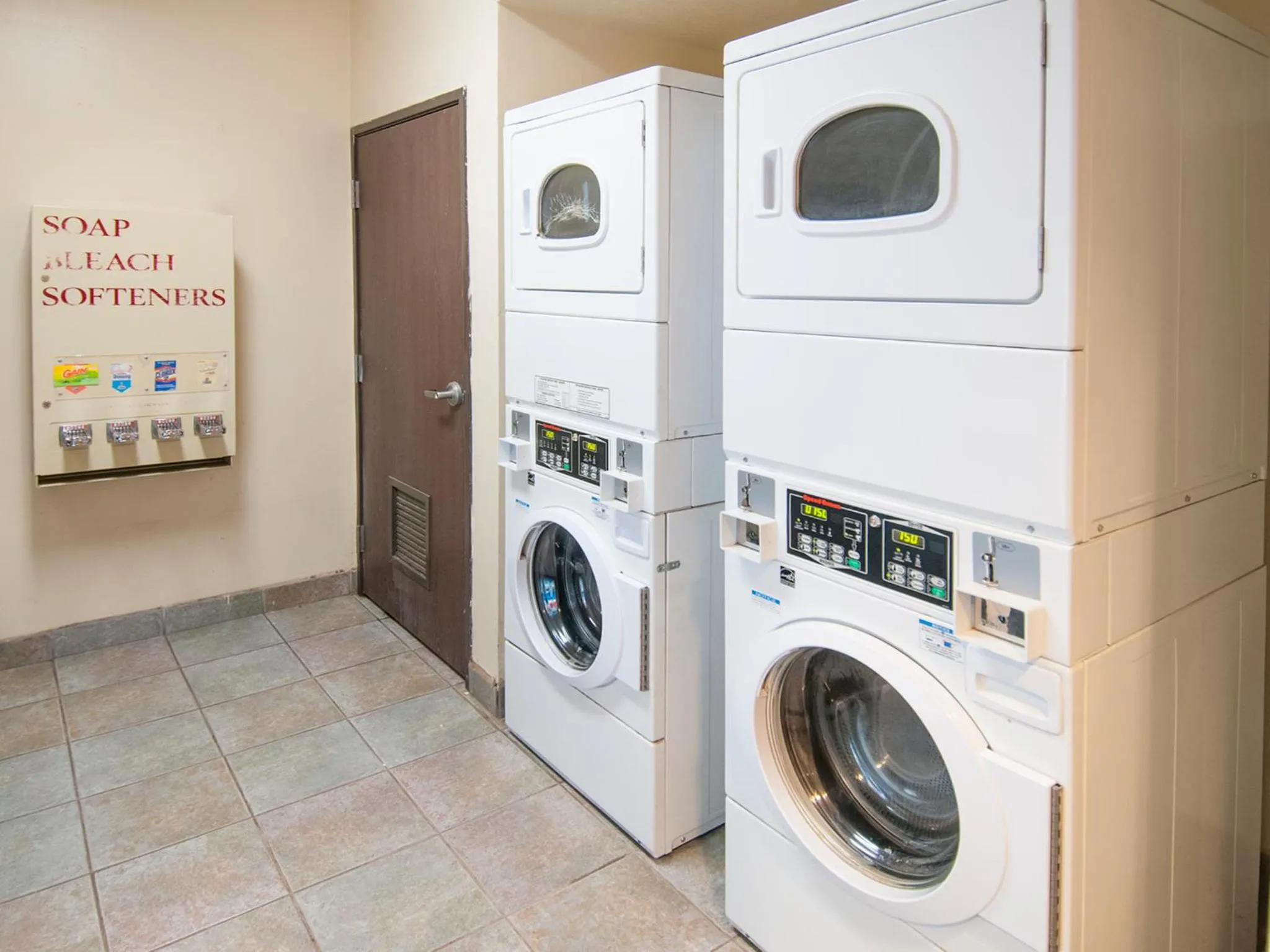 Area and facilities in NavajoLand Inn