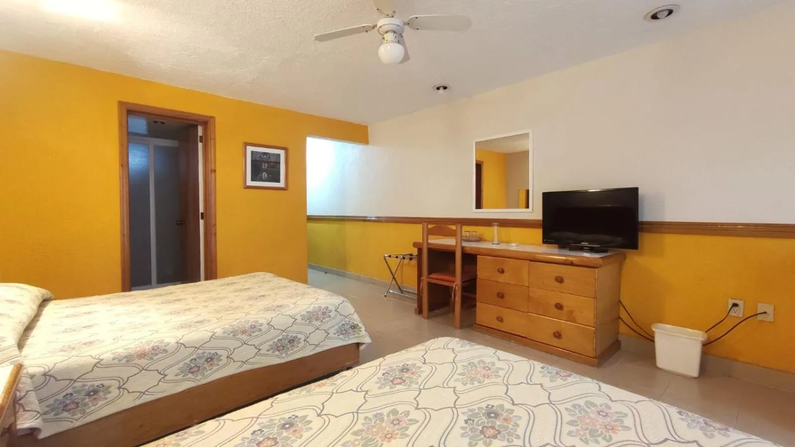 Bed in Hotel La Rinconada Tequisquiapan