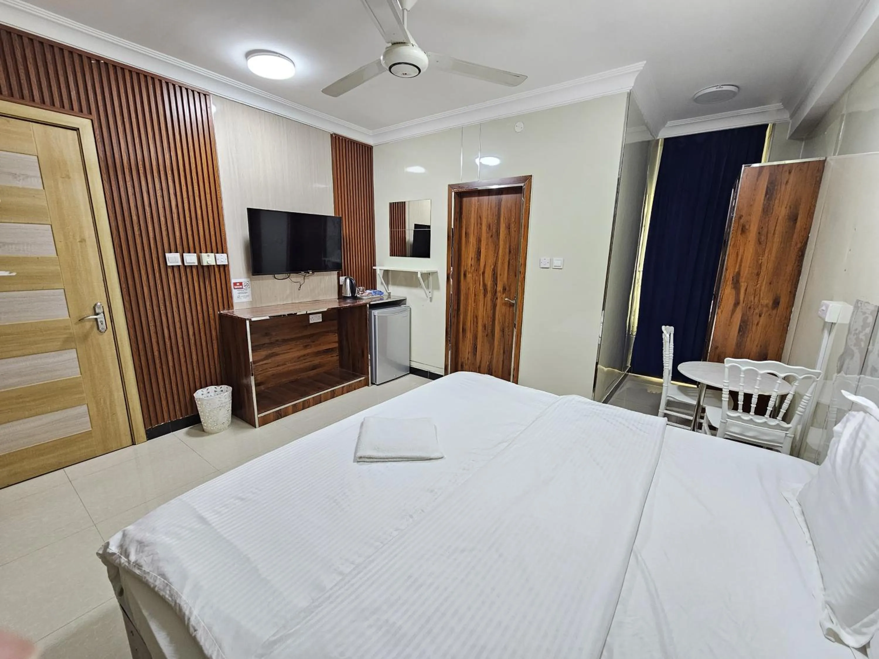 Bed in Al Rayyan Hotel Apartments Muscat