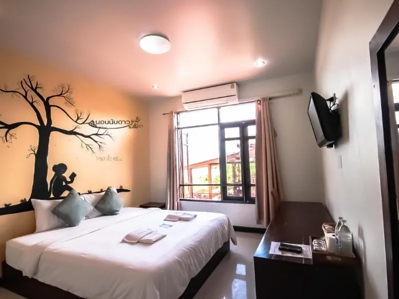 Bed in Norn Nab Dao Rimkhong