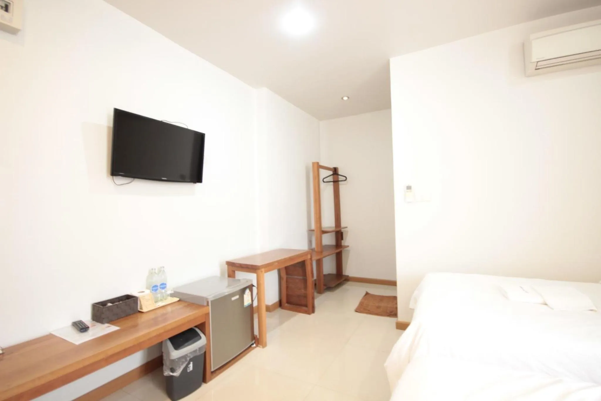 Bed in Norn Nab Dao Rimkhong