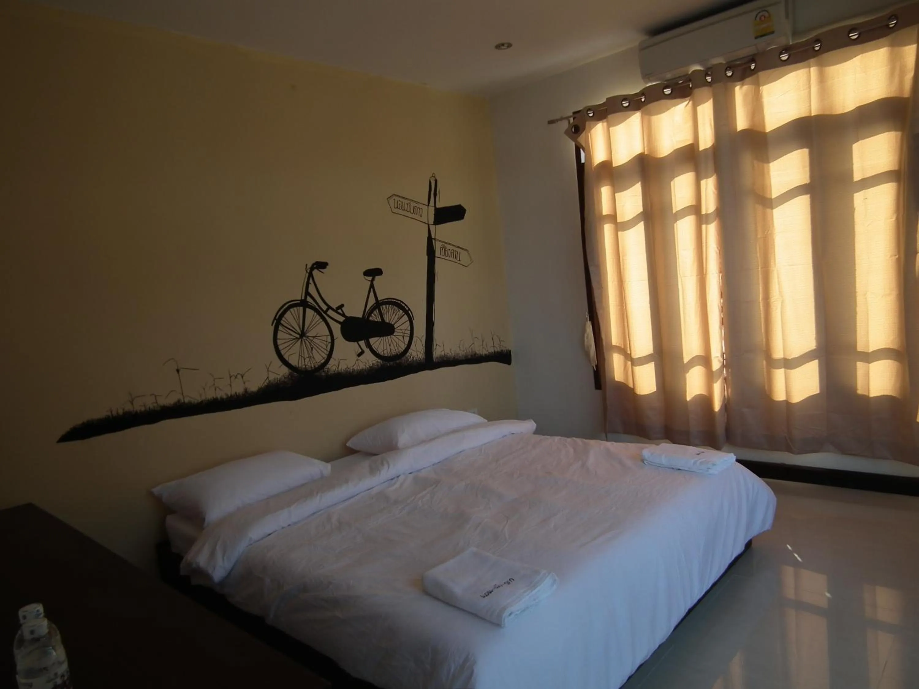 Bed in Norn Nab Dao Rimkhong