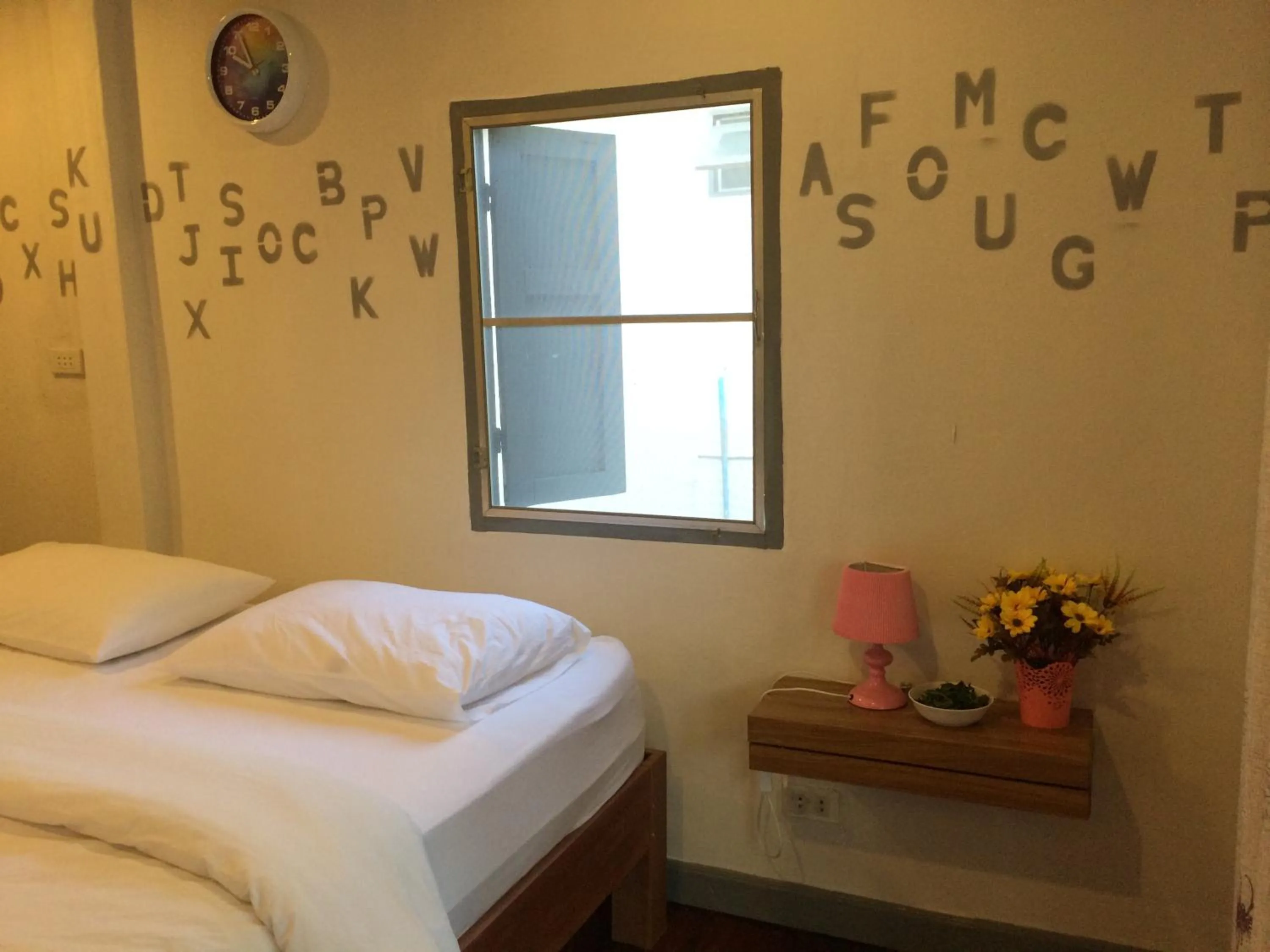 Bed in Norn Nab Dao RimPhu Resort