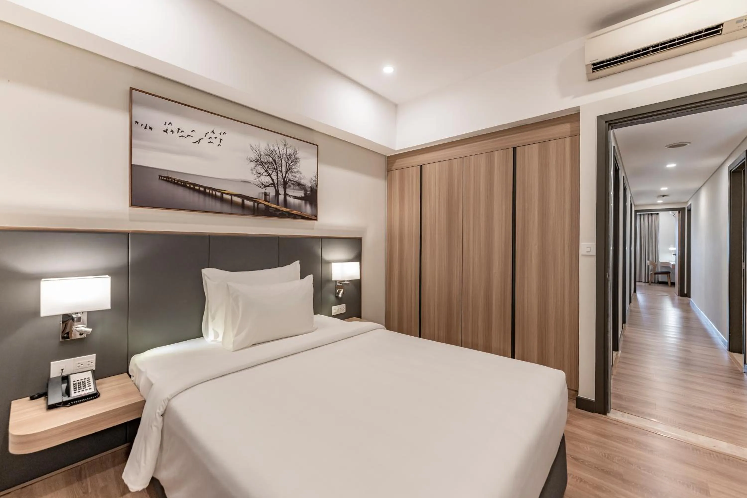 Bed in Garden View Court Suites Ho Chi Minh City