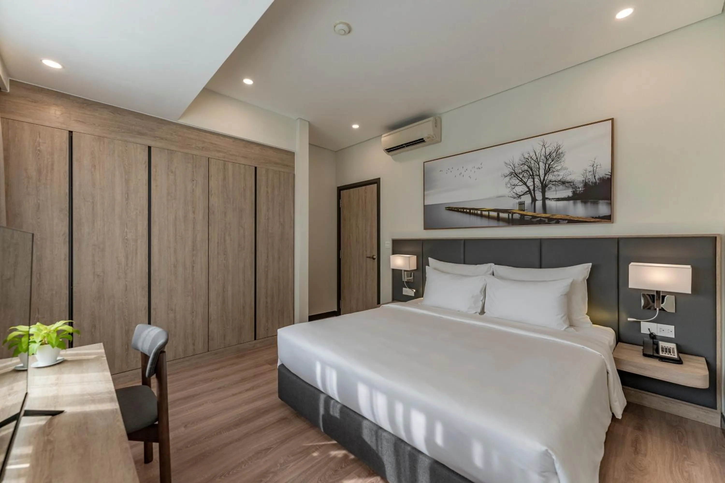 Bed in Garden View Court Suites Ho Chi Minh City