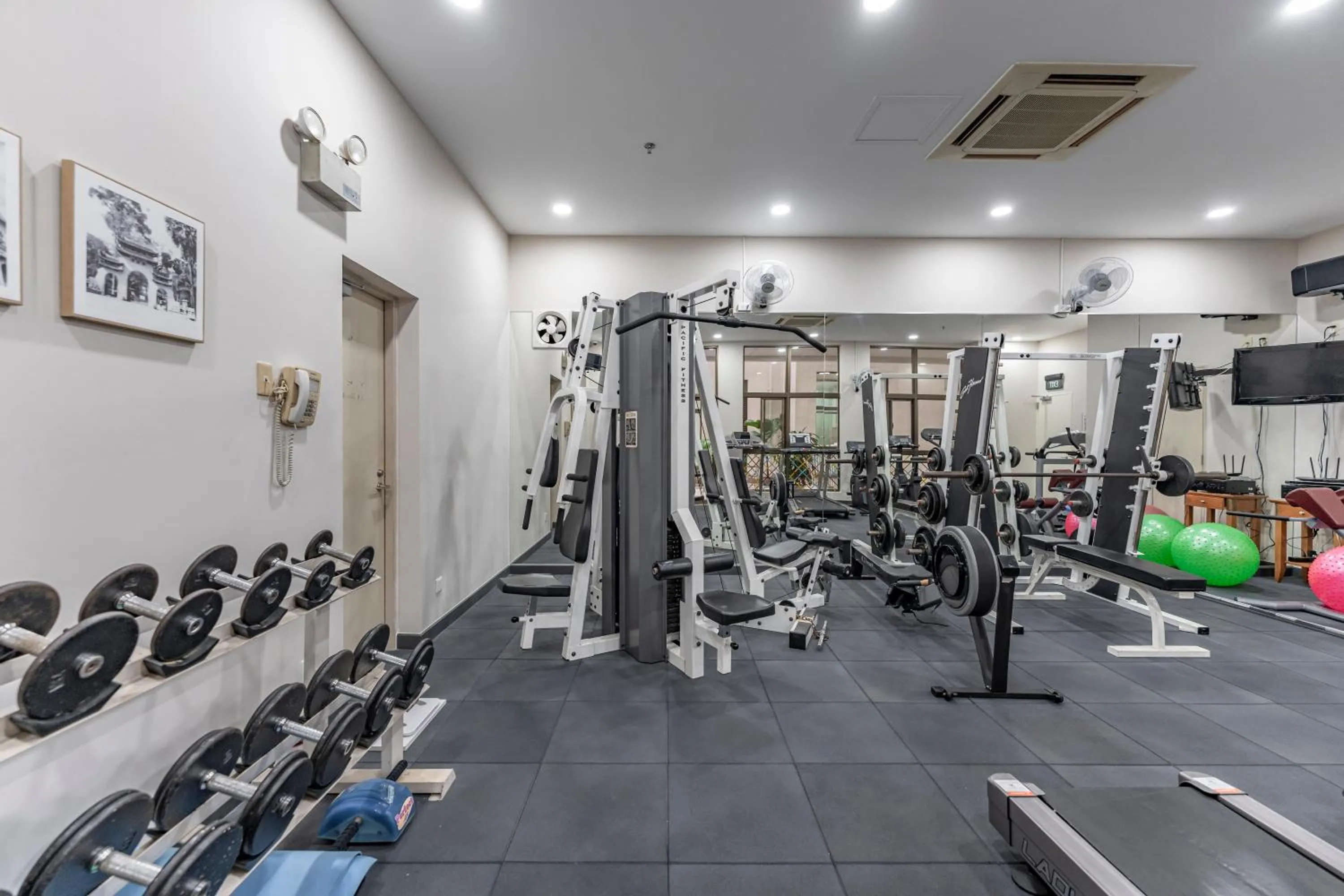 Fitness centre/facilities in Garden View Court Suites Ho Chi Minh City
