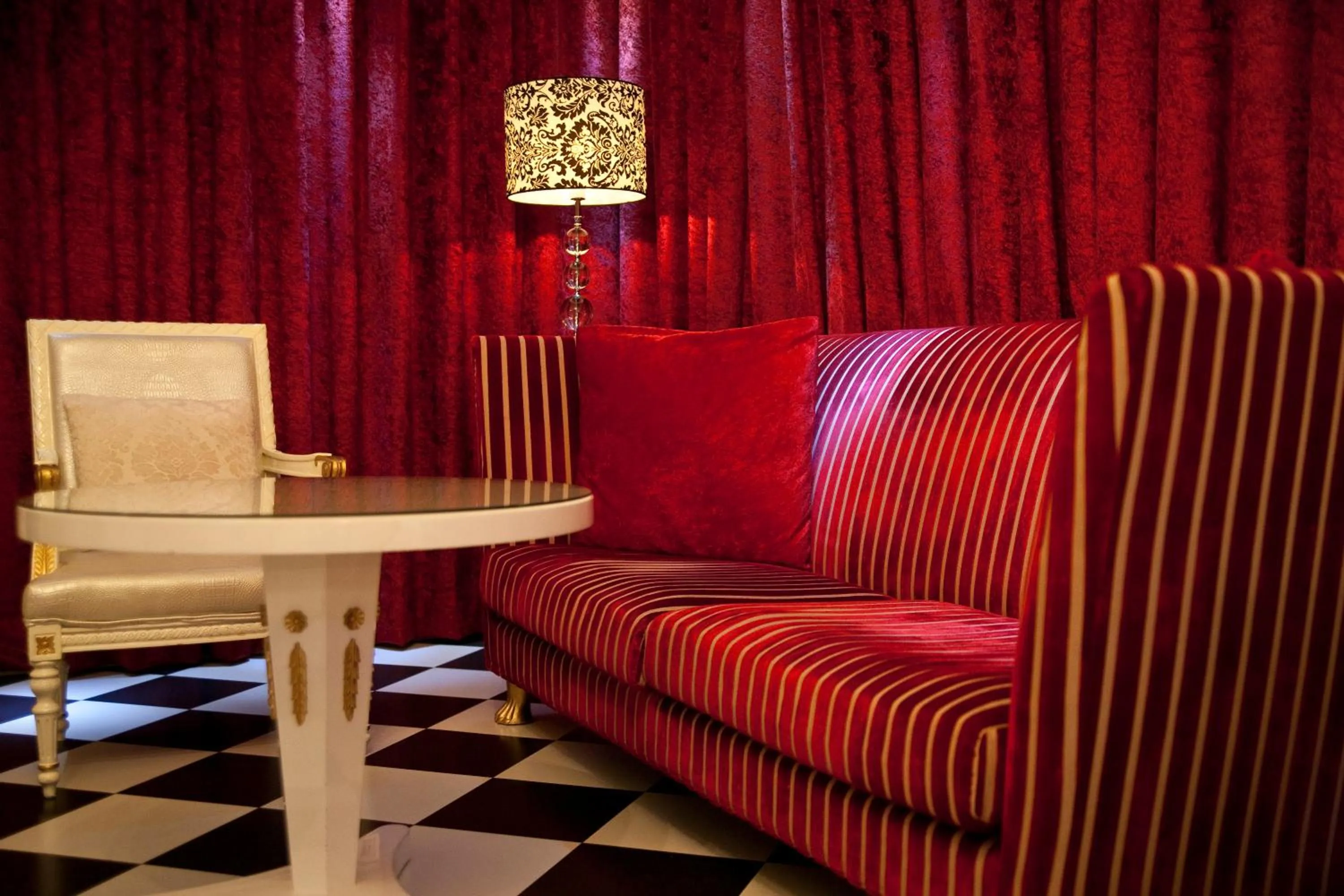 Decorative detail in Wego Hotel - Linsen