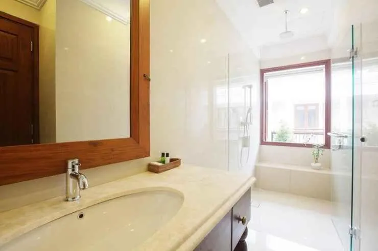 Shower in Seminyak Lagoon All Suites Hotel