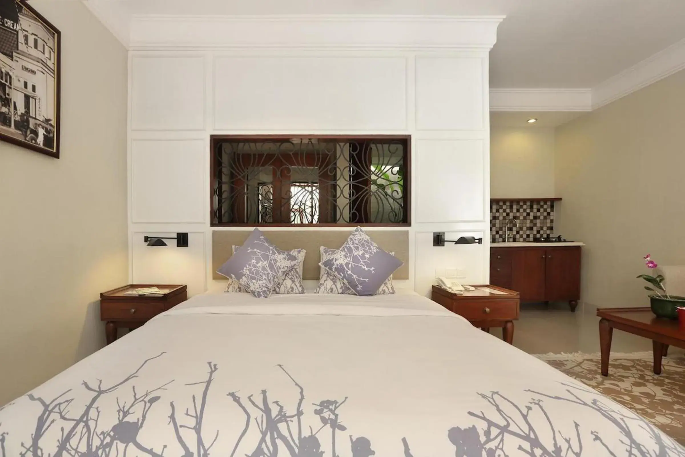 Suite with pool access in Seminyak Lagoon All Suites Hotel Suite with pool access in Seminyak Lagoon All Suites Hotel