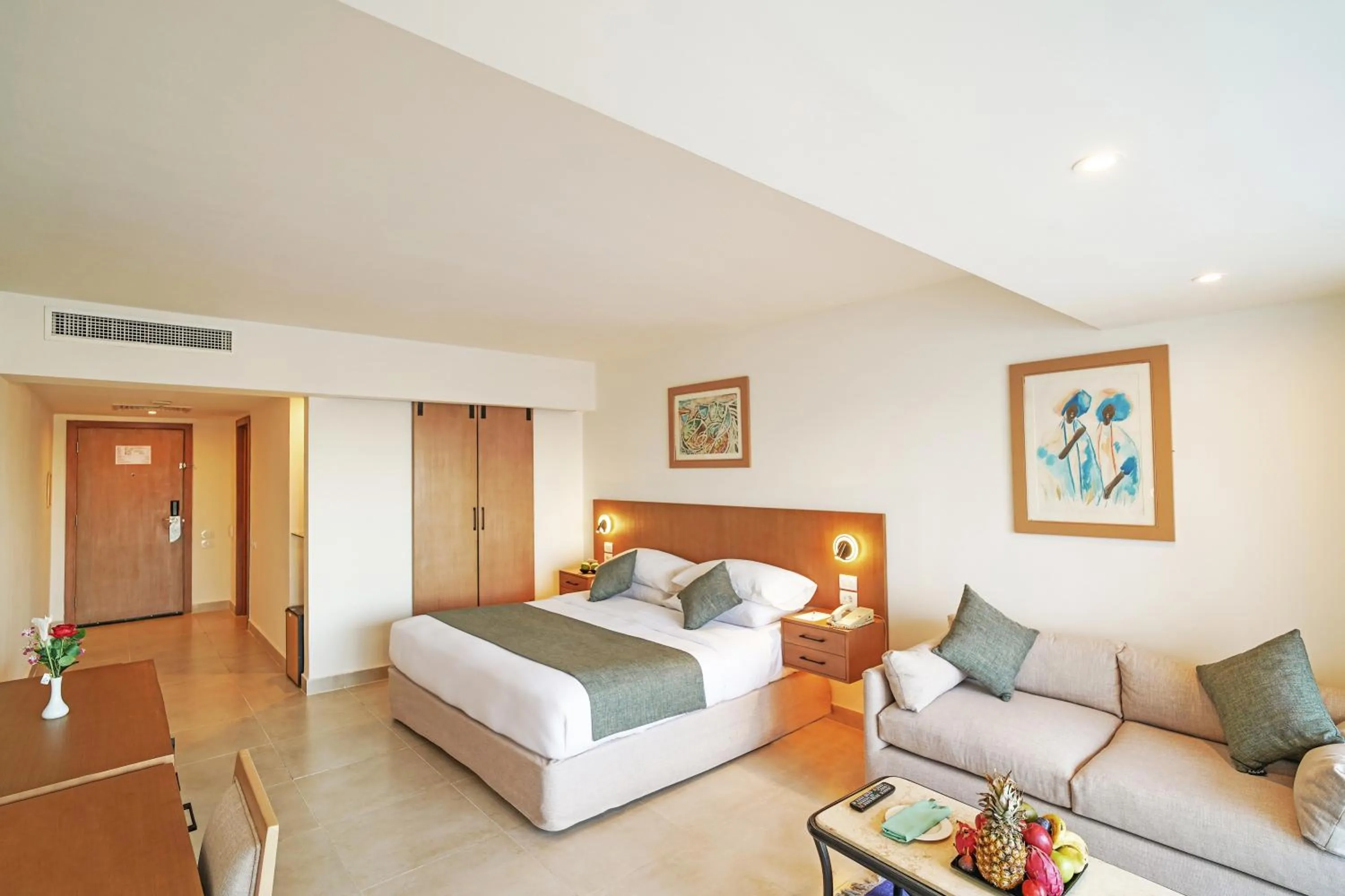 Bed in Safir Sharm Waterfalls Resort