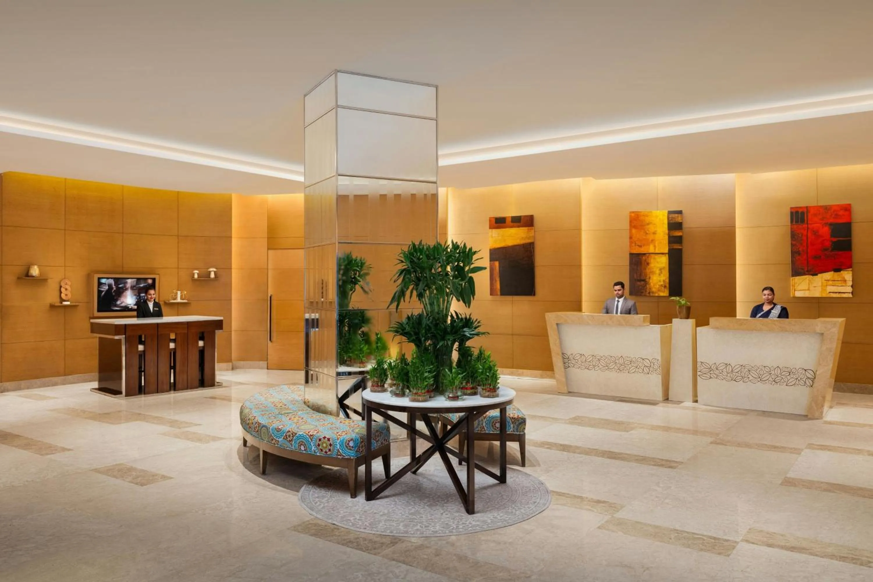 Lobby or reception in Courtyard by Marriott Bhopal