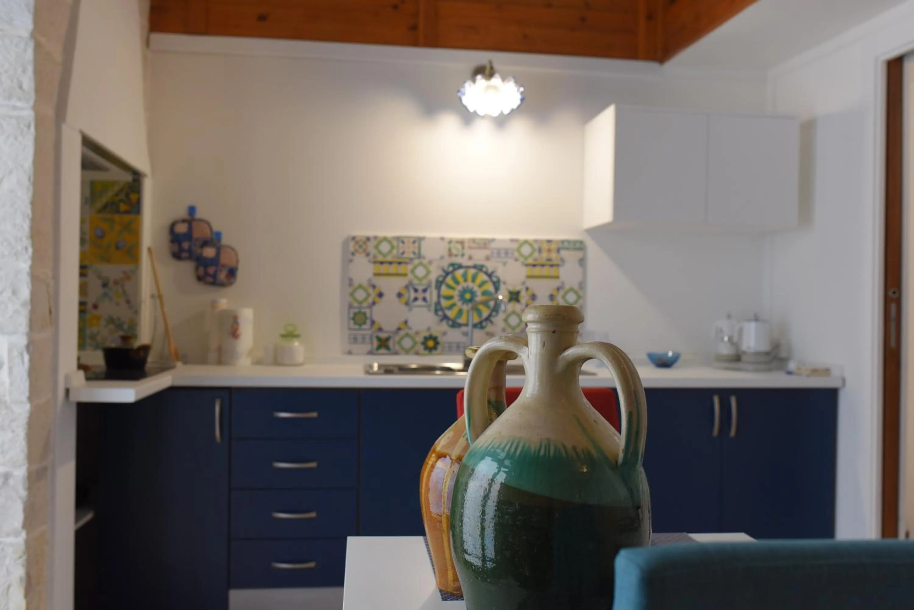 Communal kitchen in B&B L'alcova