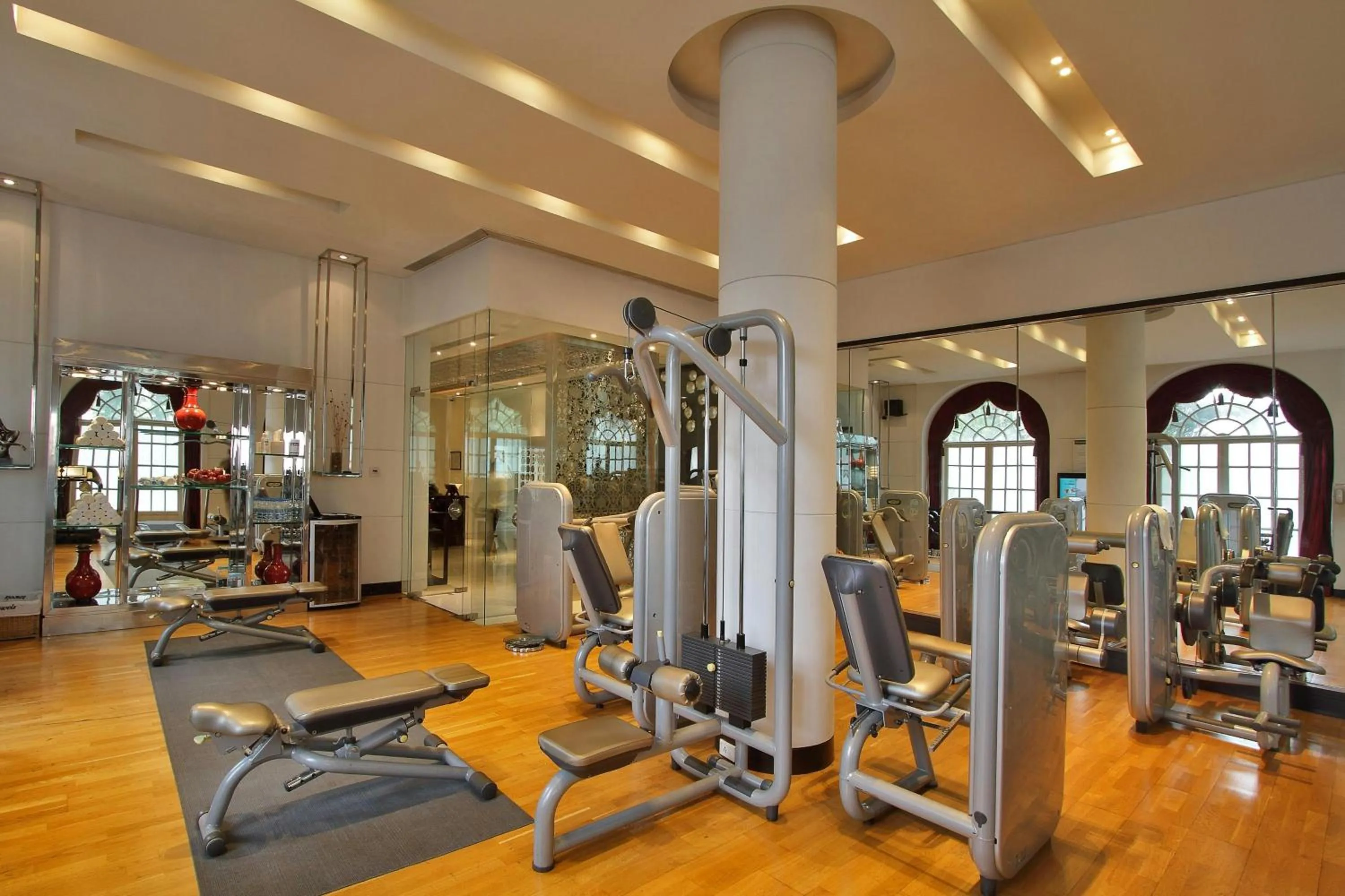 Fitness centre/facilities in ITC Windsor, a Luxury Collection Hotel, Bengaluru