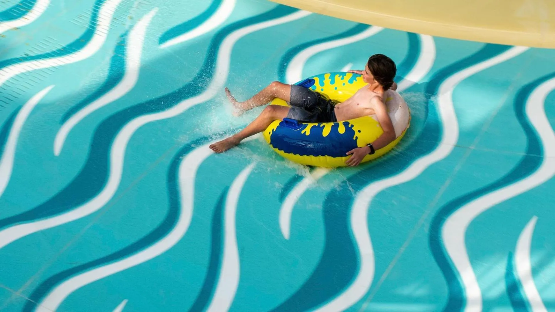 Aqua park in U Splash Resort Eilat