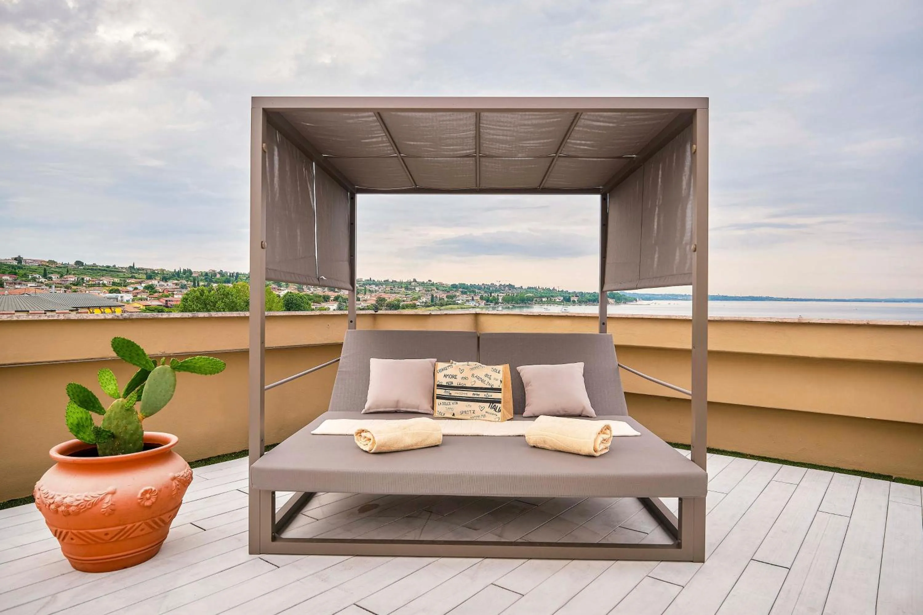 Balcony/Terrace in Kriss Internazionale Hotel