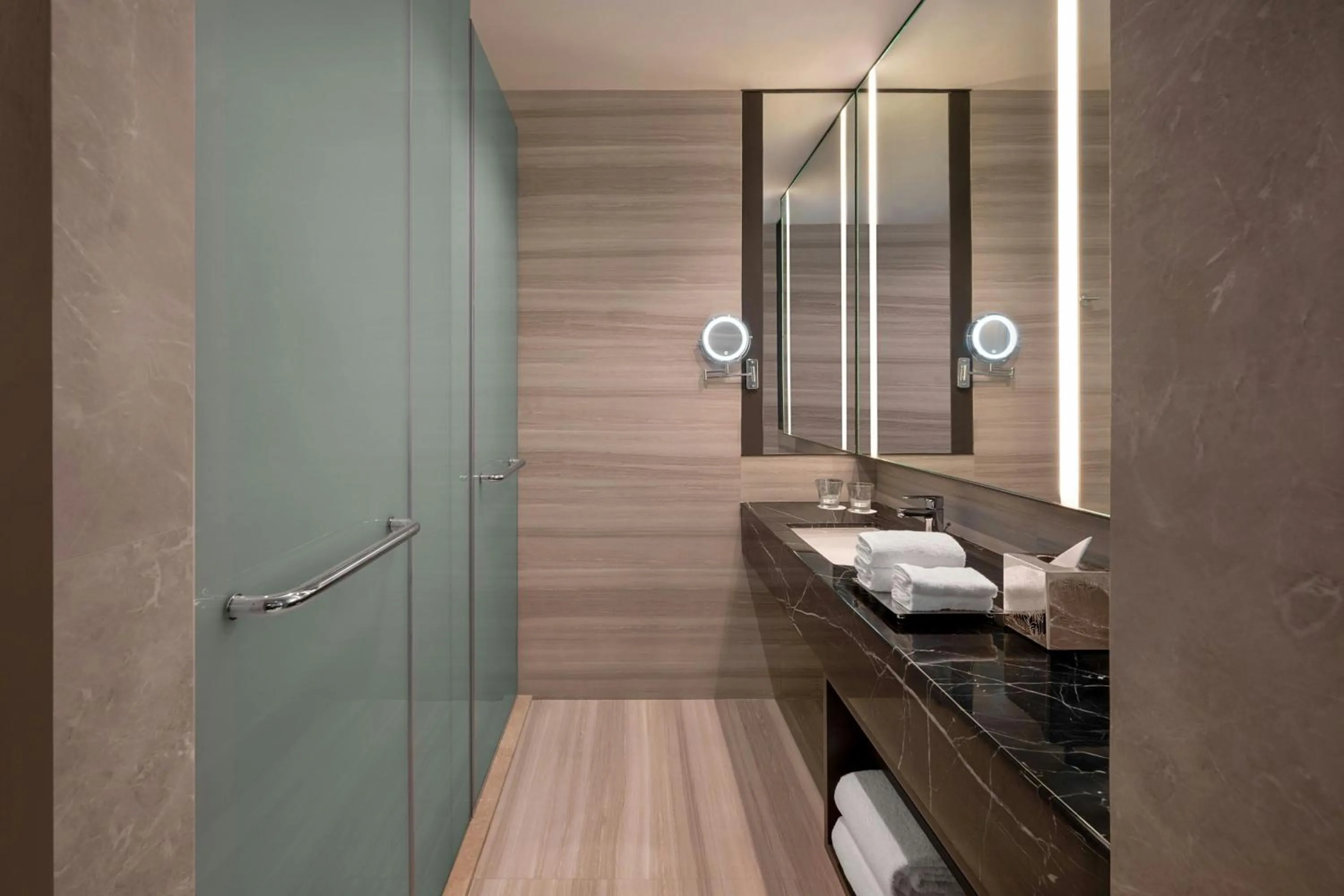 Bathroom in Bengaluru Marriott Hotel Whitefield