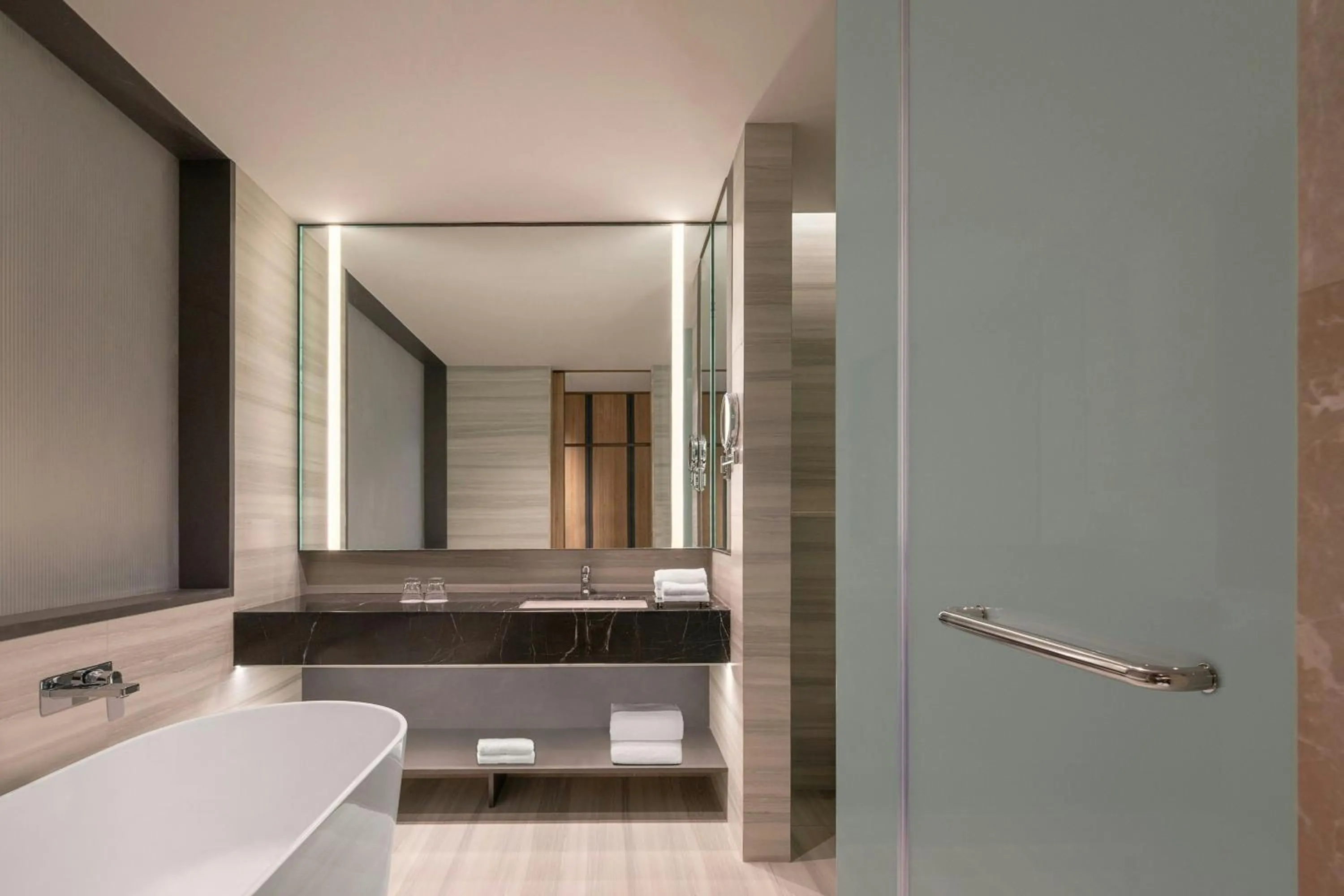 Bathroom in Bengaluru Marriott Hotel Whitefield