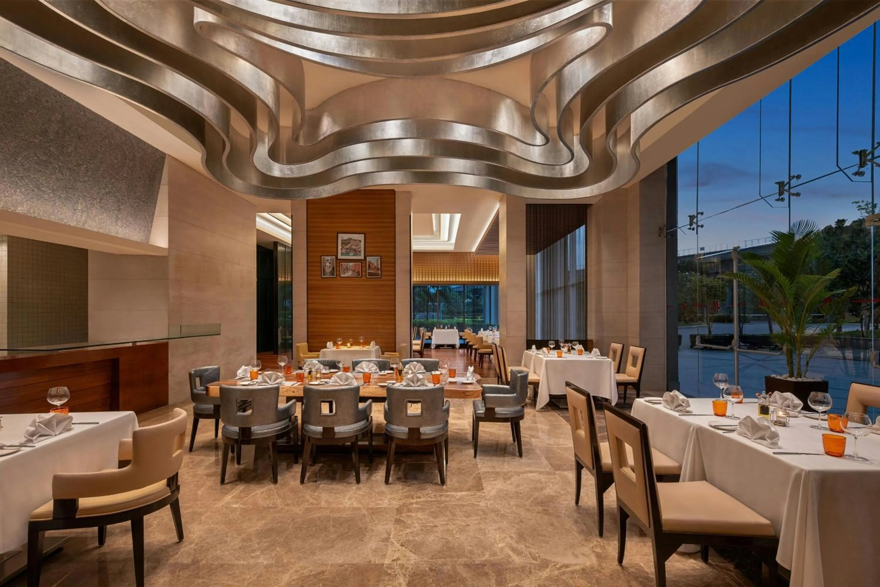 Restaurant/places to eat in Bengaluru Marriott Hotel Whitefield