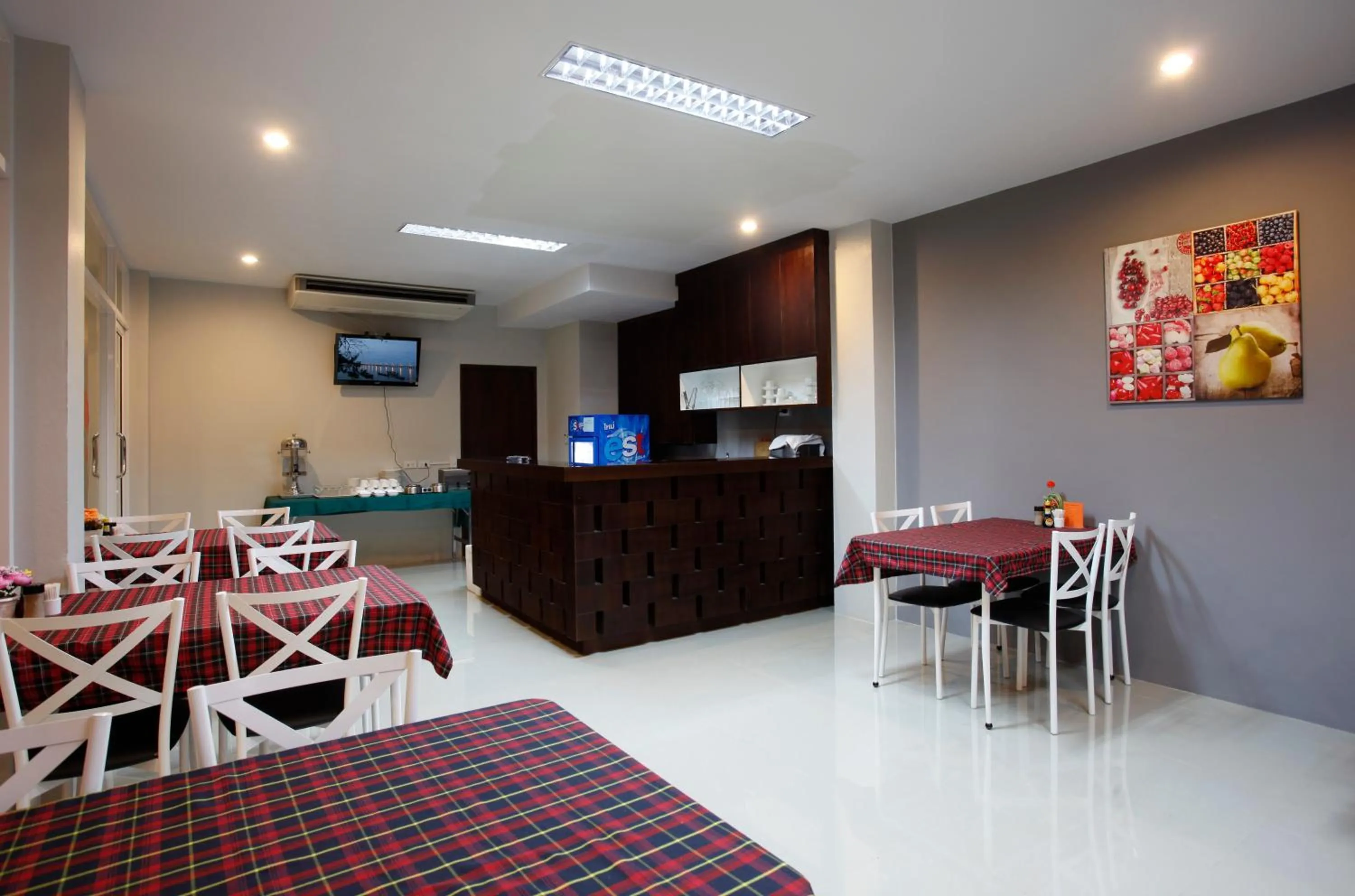 Nize Hotel (SHA Plus)