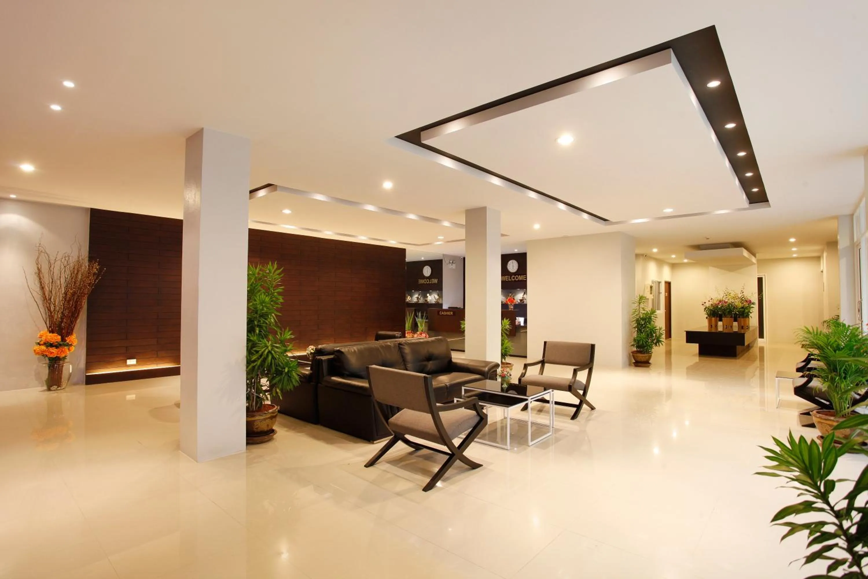 Nize Hotel (SHA Plus)