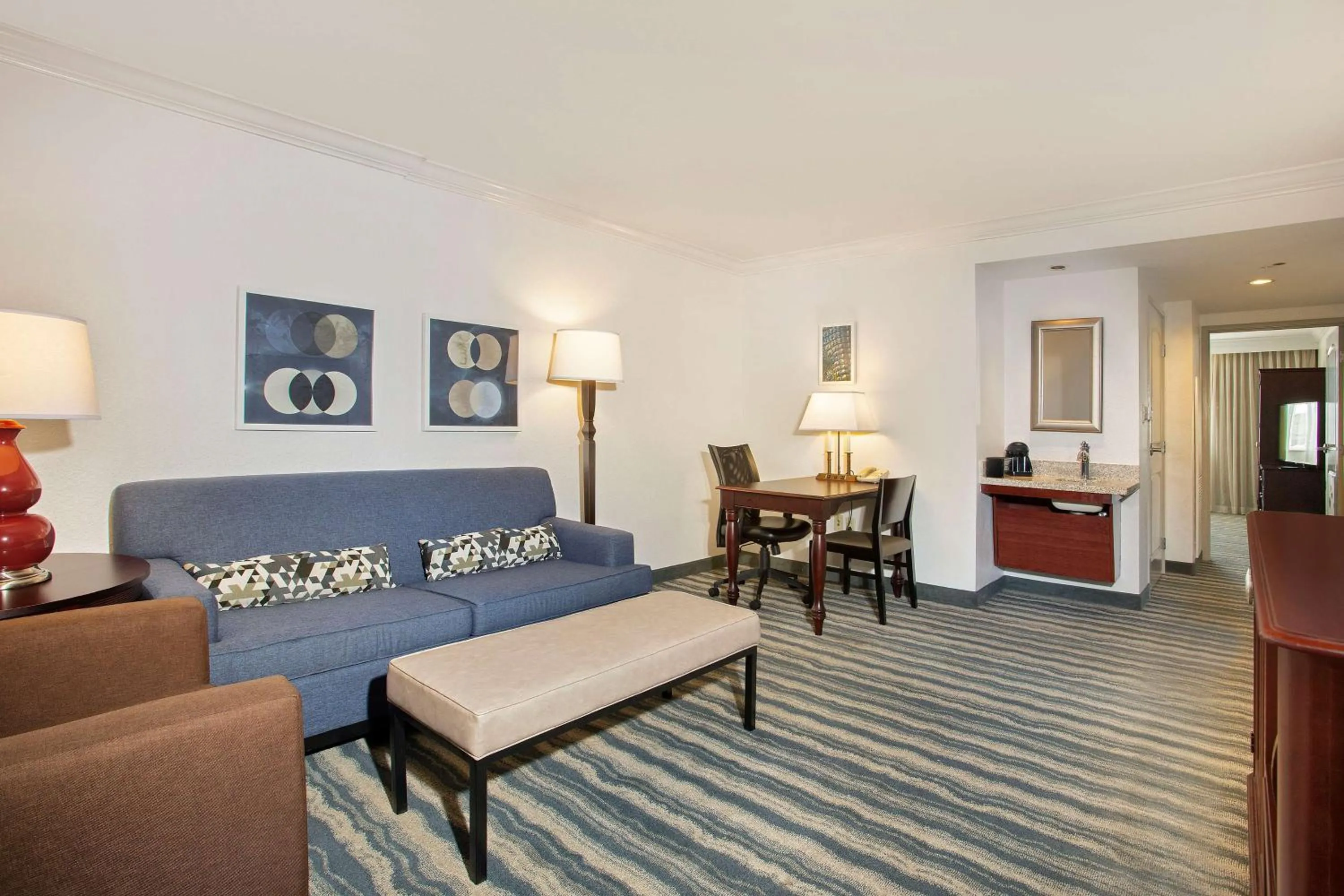 Bedroom in Embassy Suites by Hilton Tampa Brandon