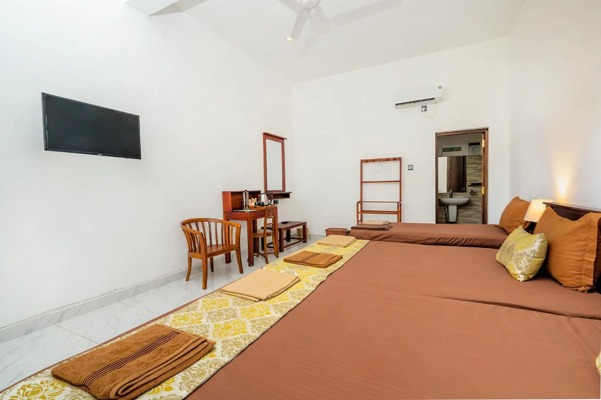 Bedroom, Bed in Mailagama Cinnamon Residence