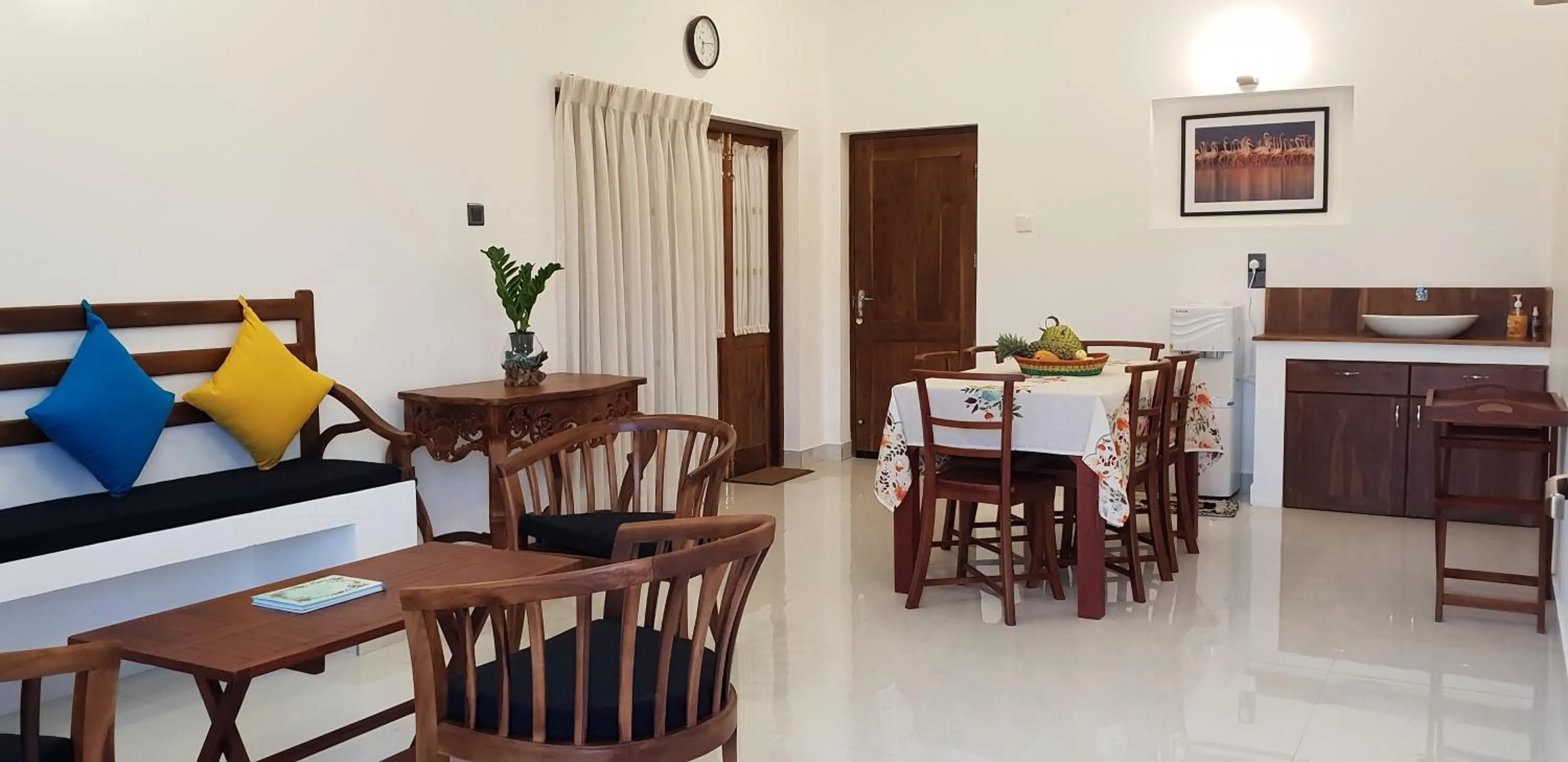Dining area in Mailagama Cinnamon Residence