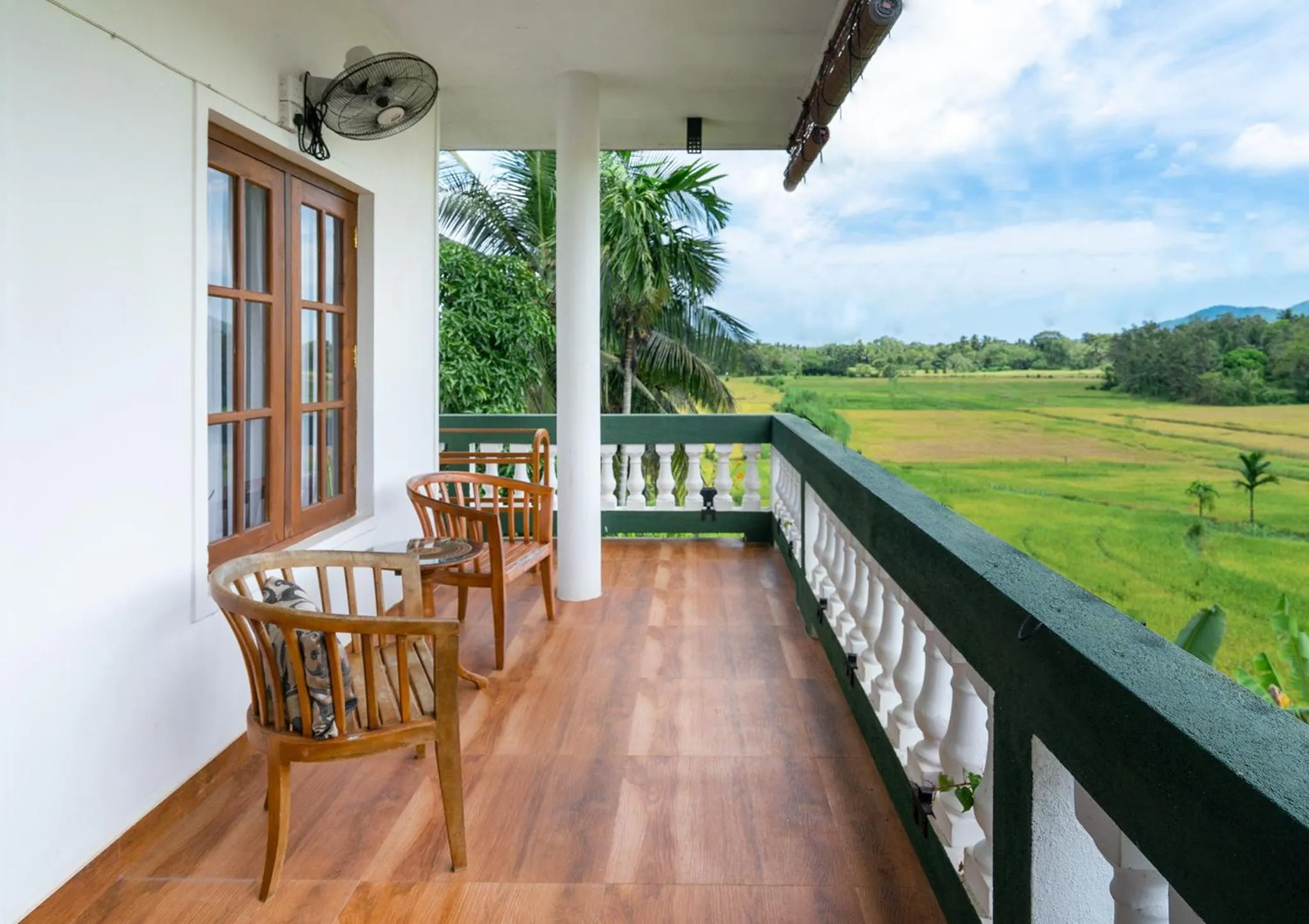 Balcony/Terrace in Mailagama Cinnamon Residence