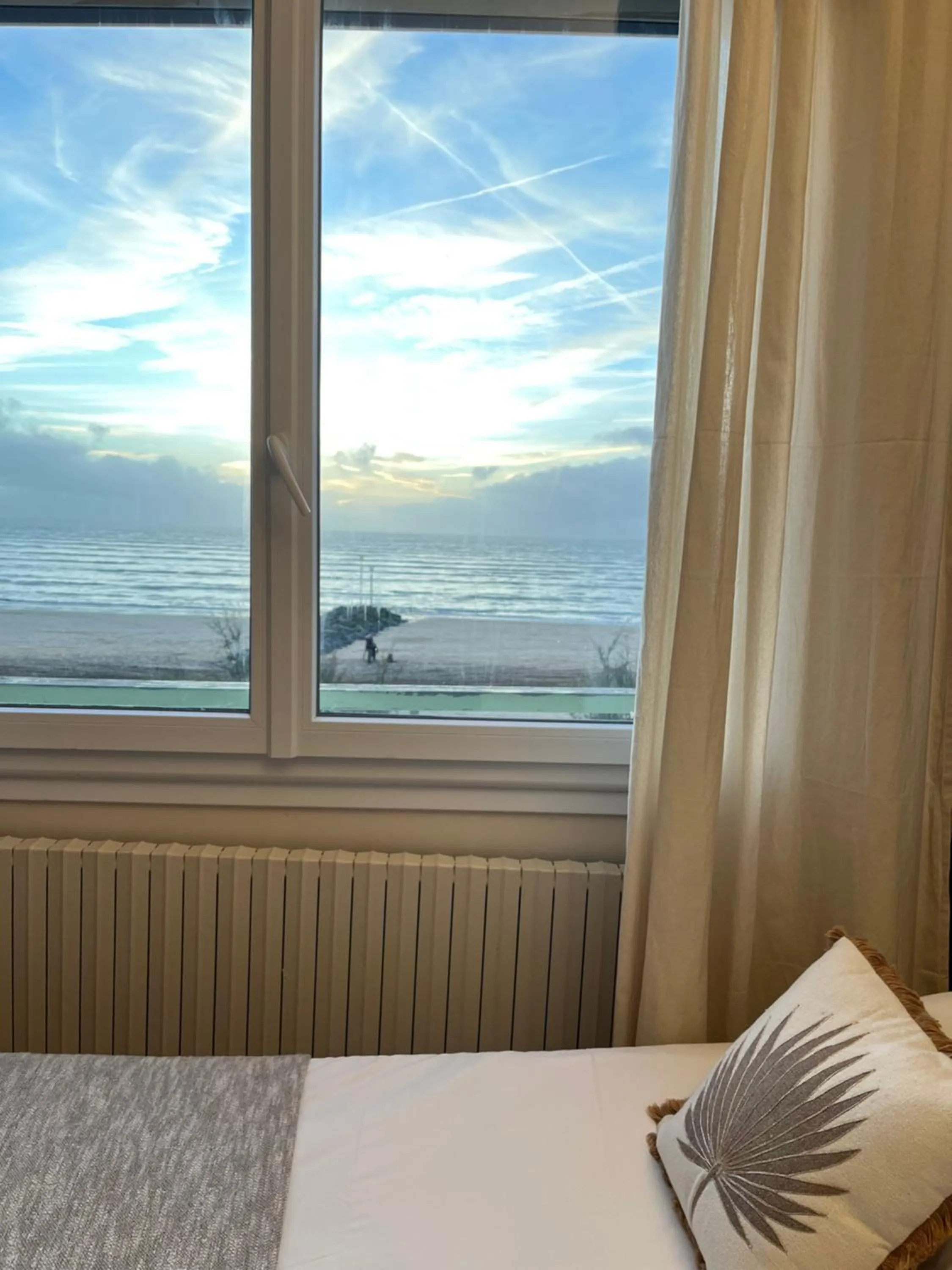 Bed in L'Acadie Brasserie Plage