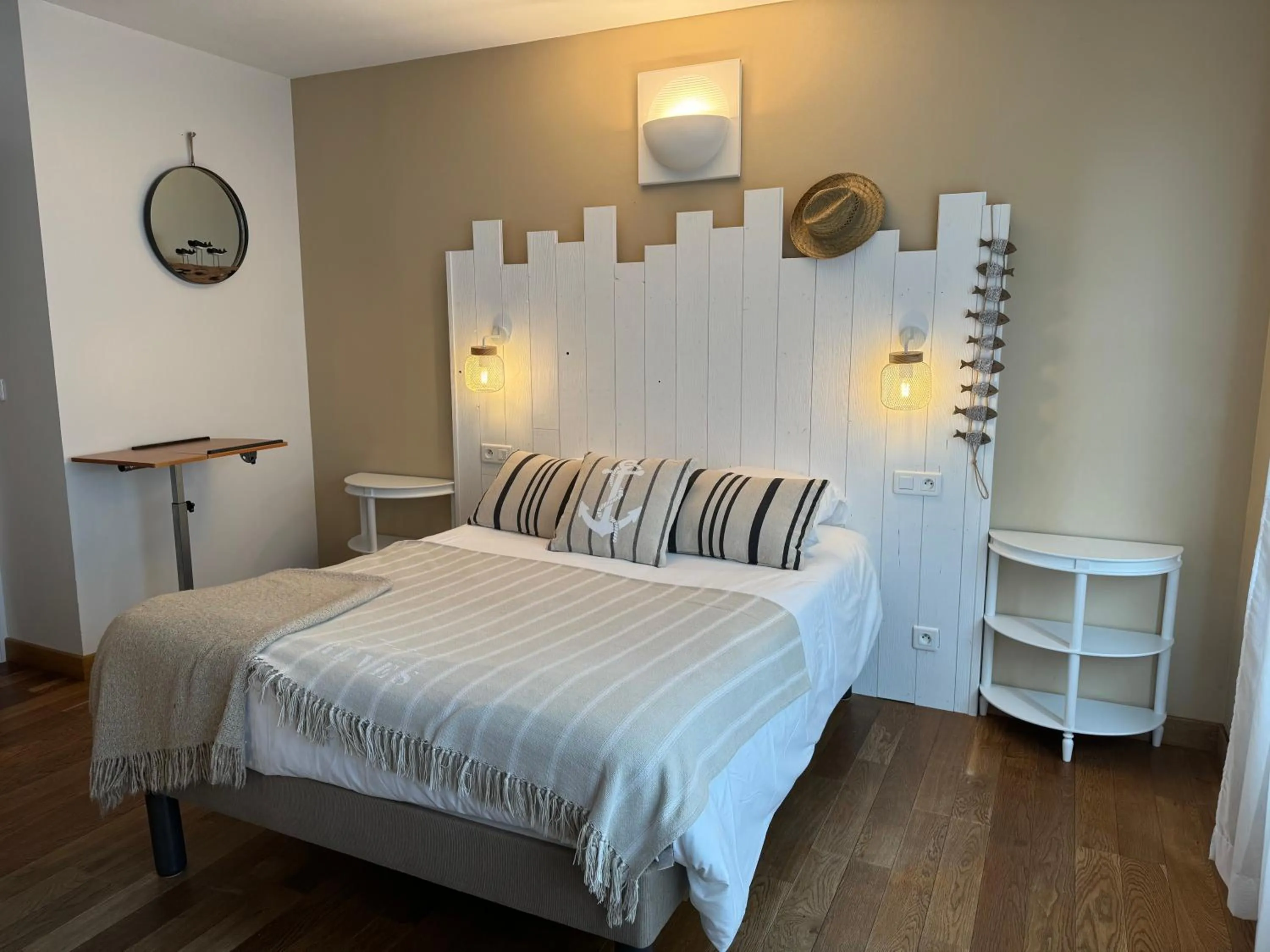 Bed in L'Acadie Brasserie Plage