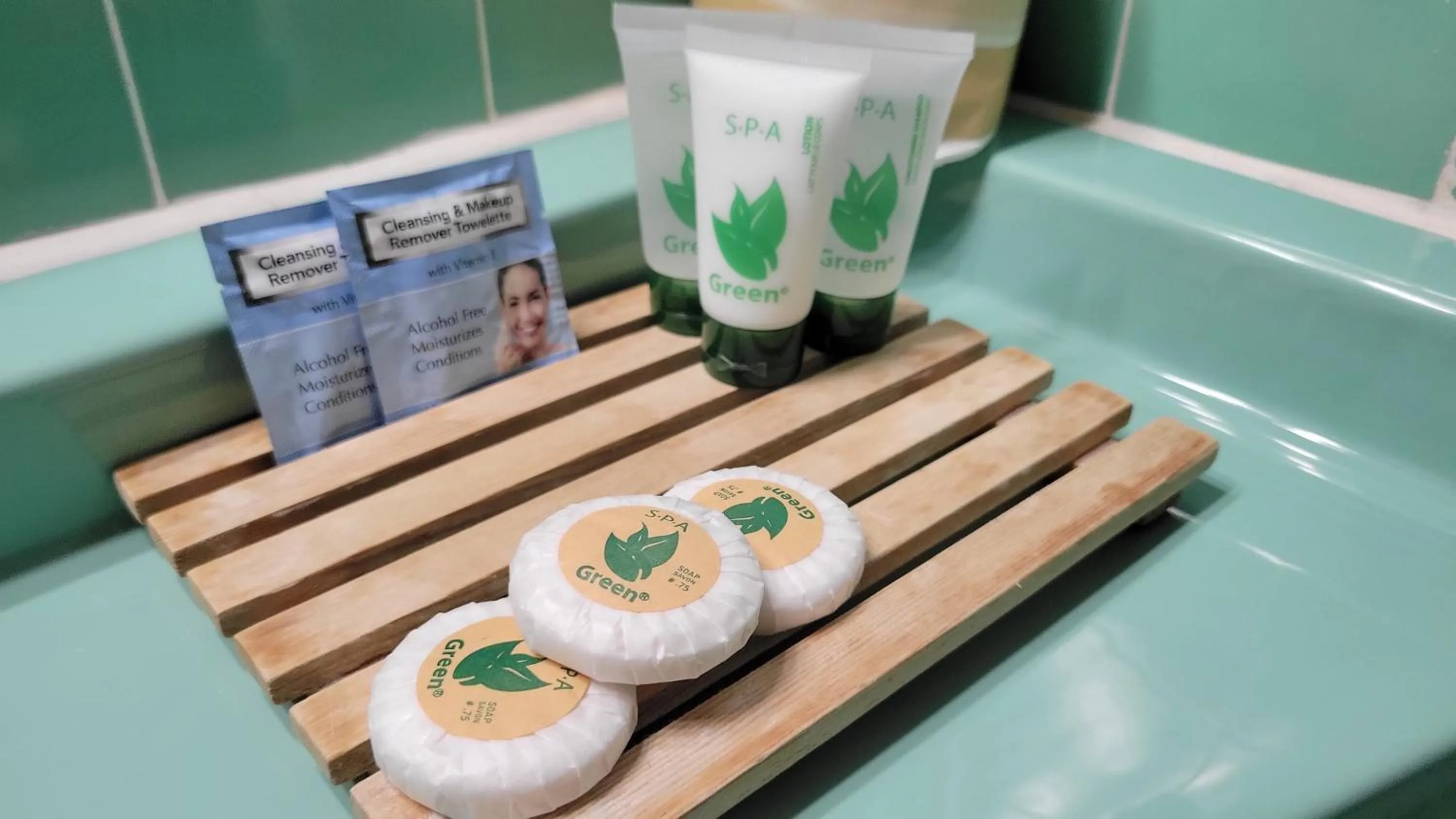 Shower in Motel Capri