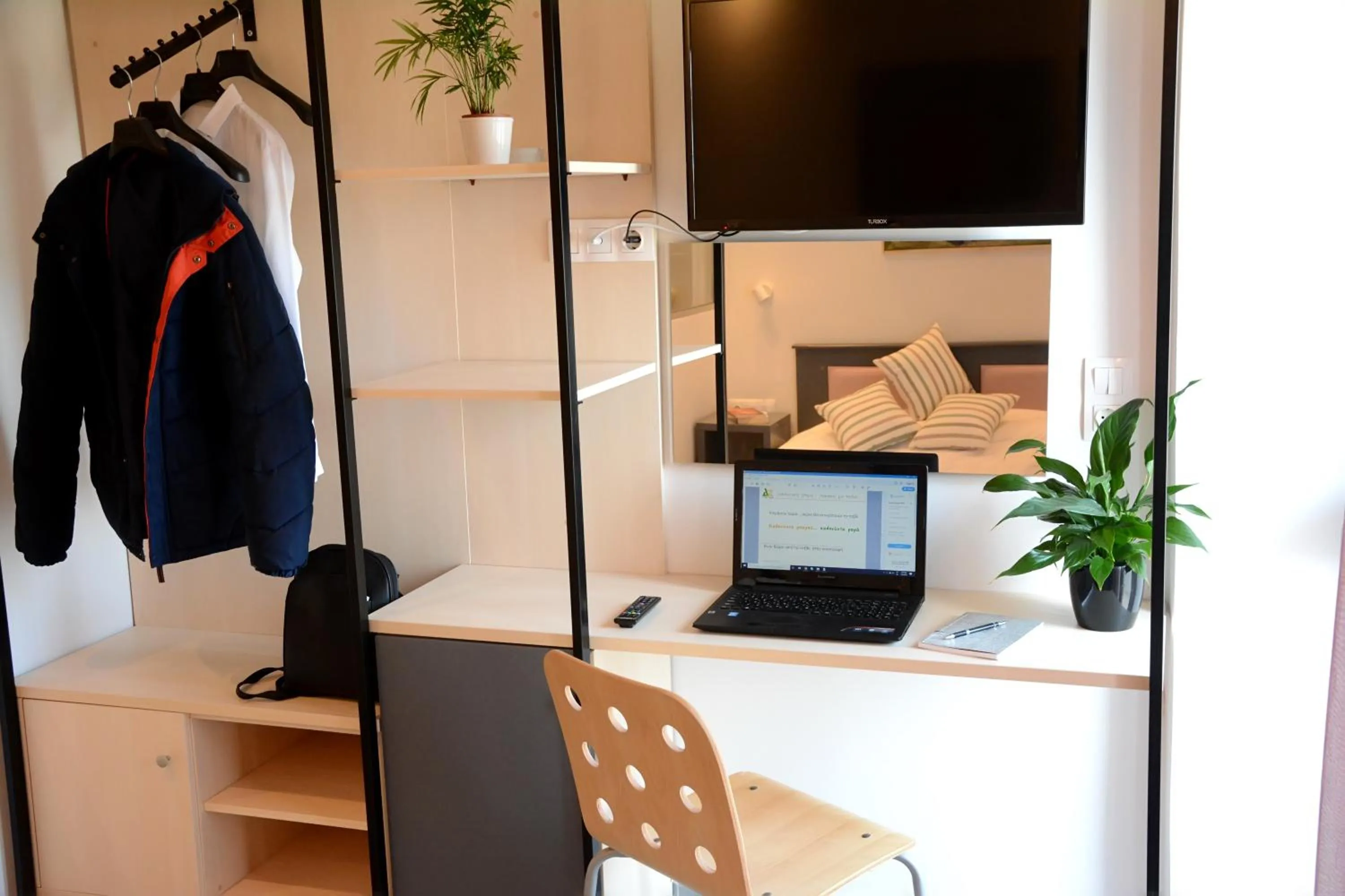 Decorative detail, Bed in Ammos Hotel