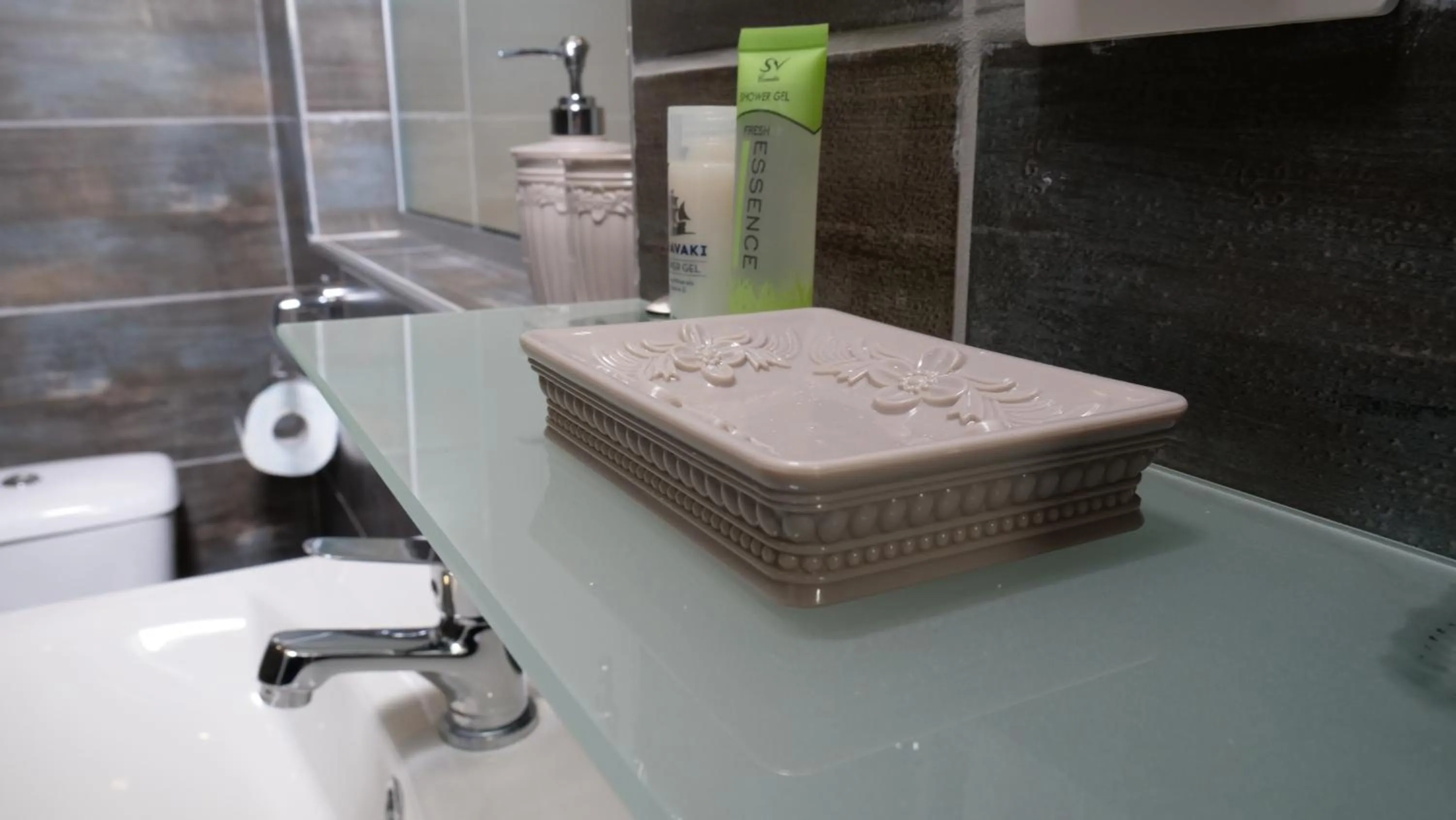 Bathroom in Ammos Hotel