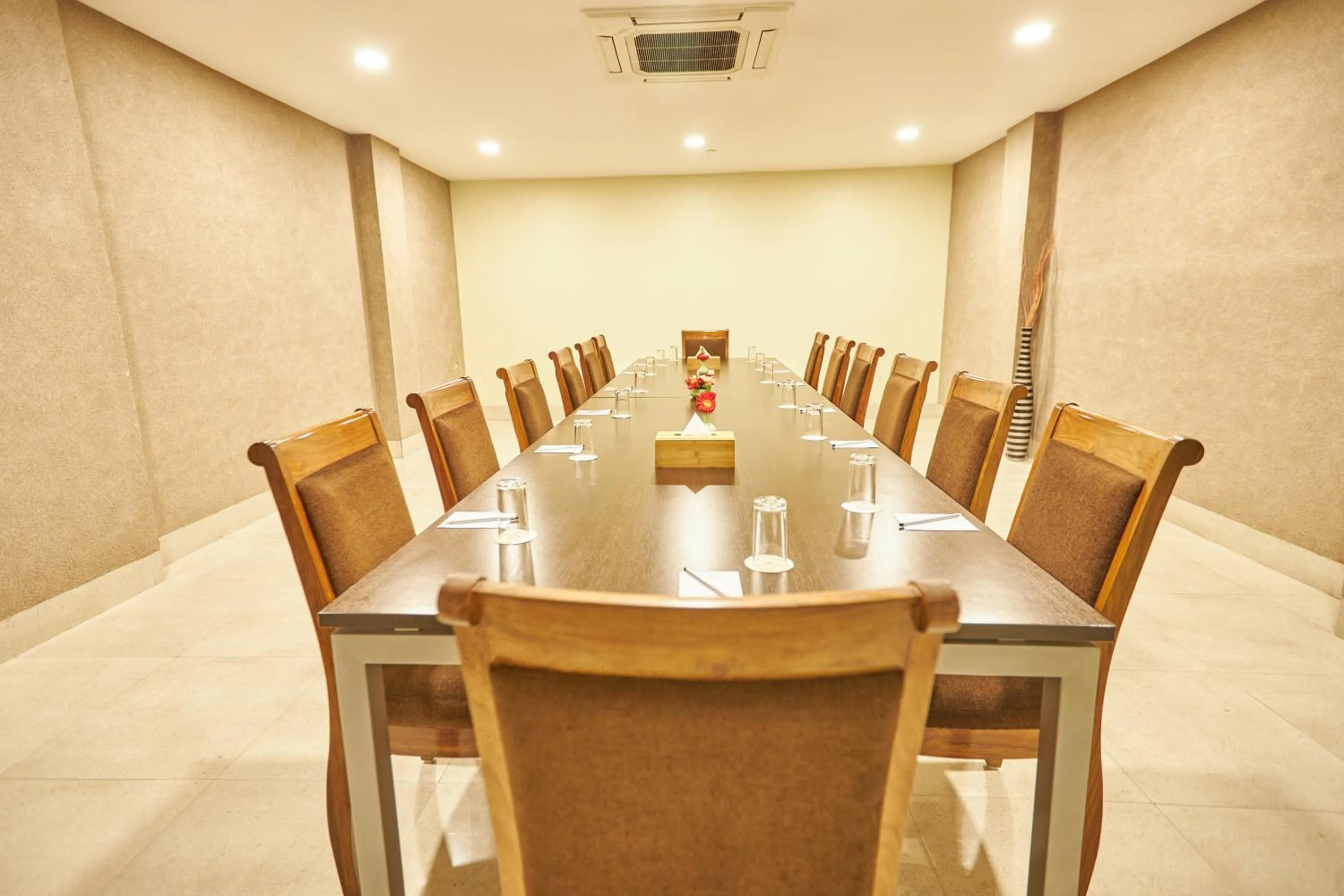 Meeting/conference room in Hotel Crowne Imperial