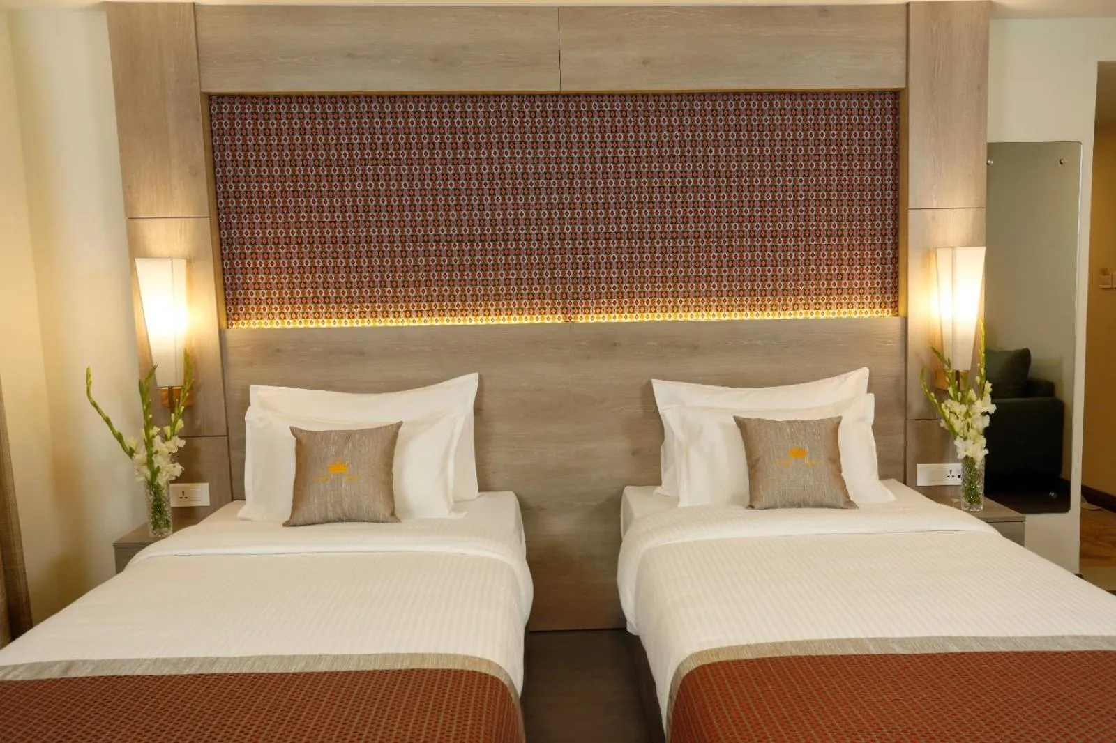 Bed in Hotel Crowne Imperial