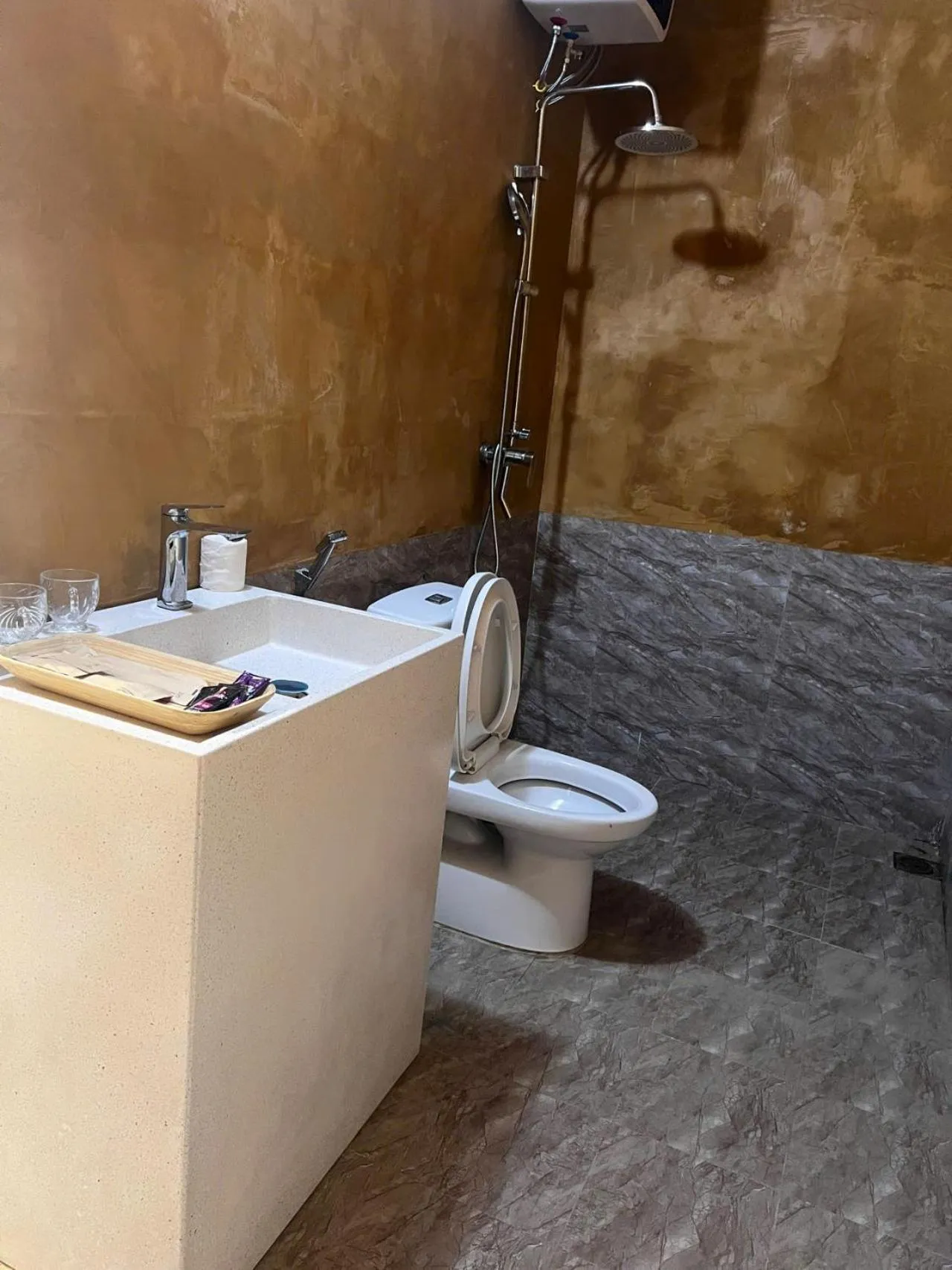 Bathroom in Hang Mua Homestay