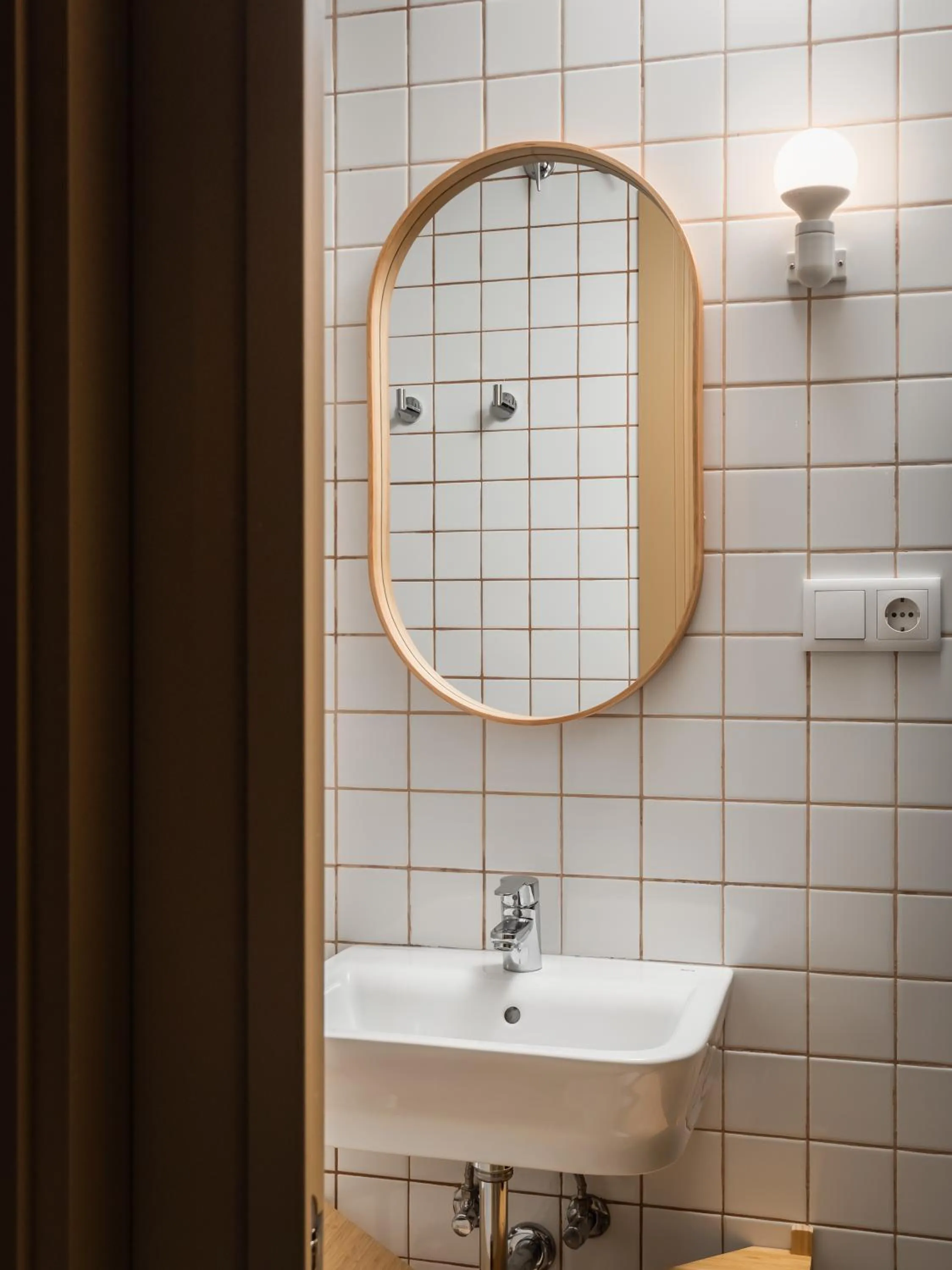 Toilet in BYPILLOW Ramblas