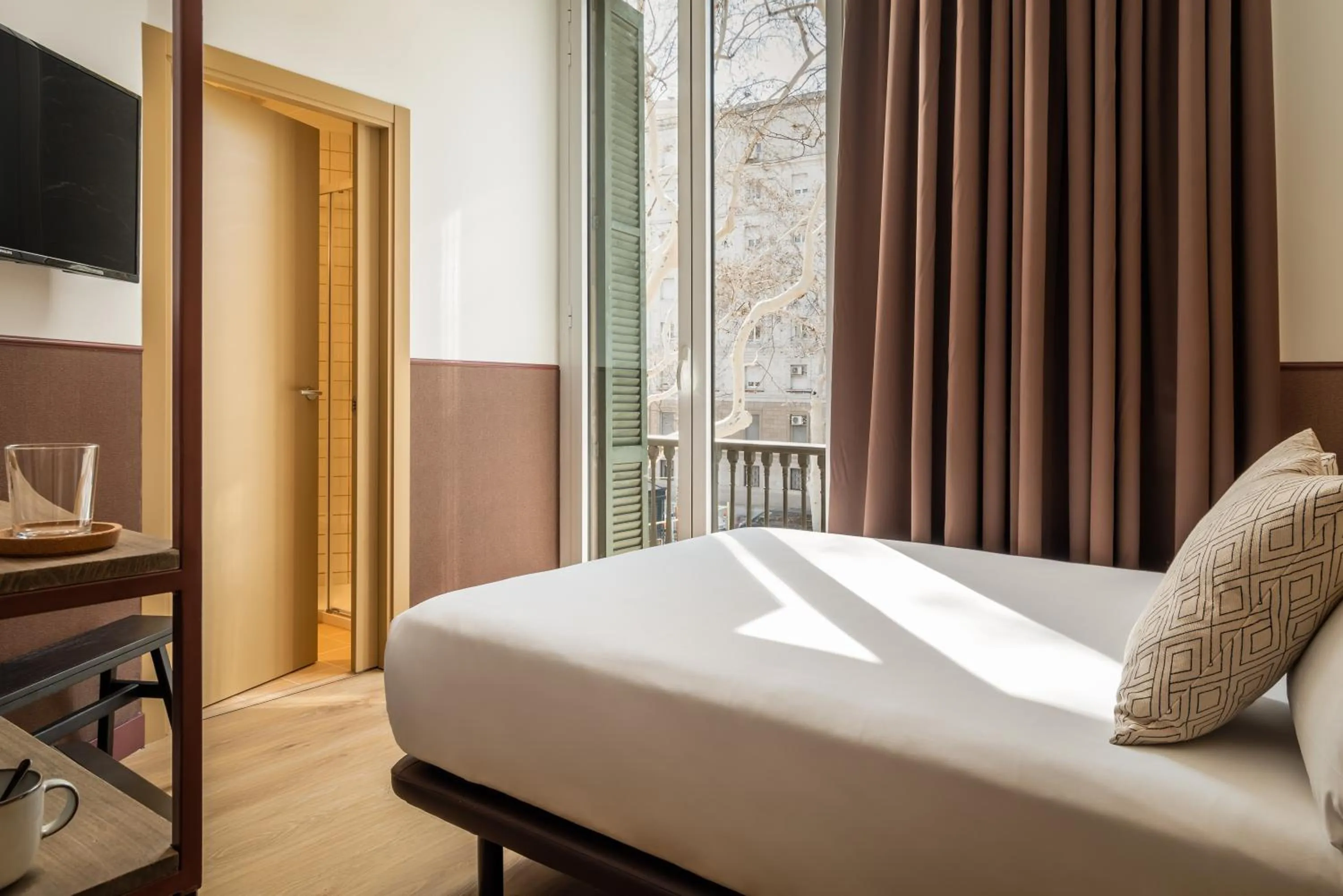 Bed in BYPILLOW Ramblas