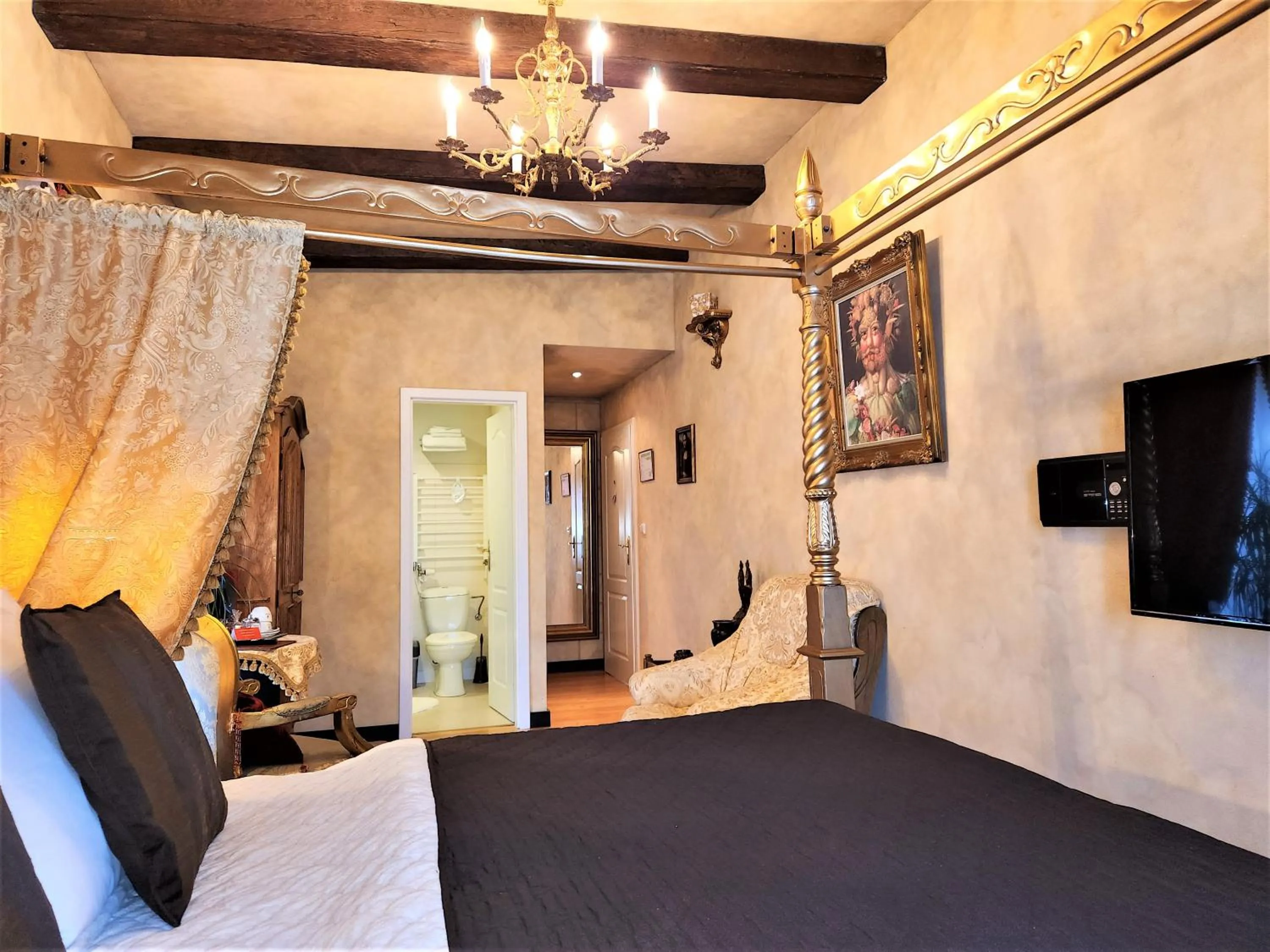 Bed in Rezidence Zámeček - Boutique Hotel